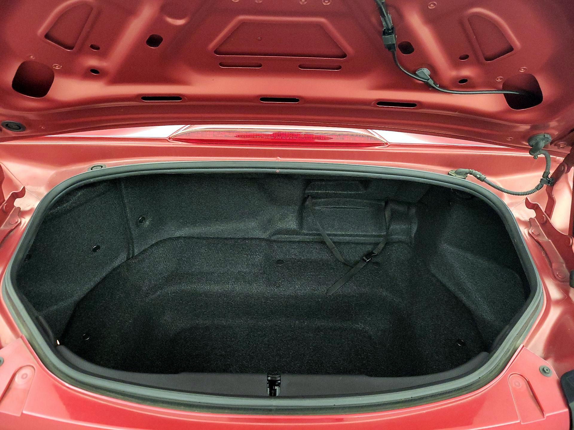 Thumbnail: 2016 Mazda MX-5 Miata - 18