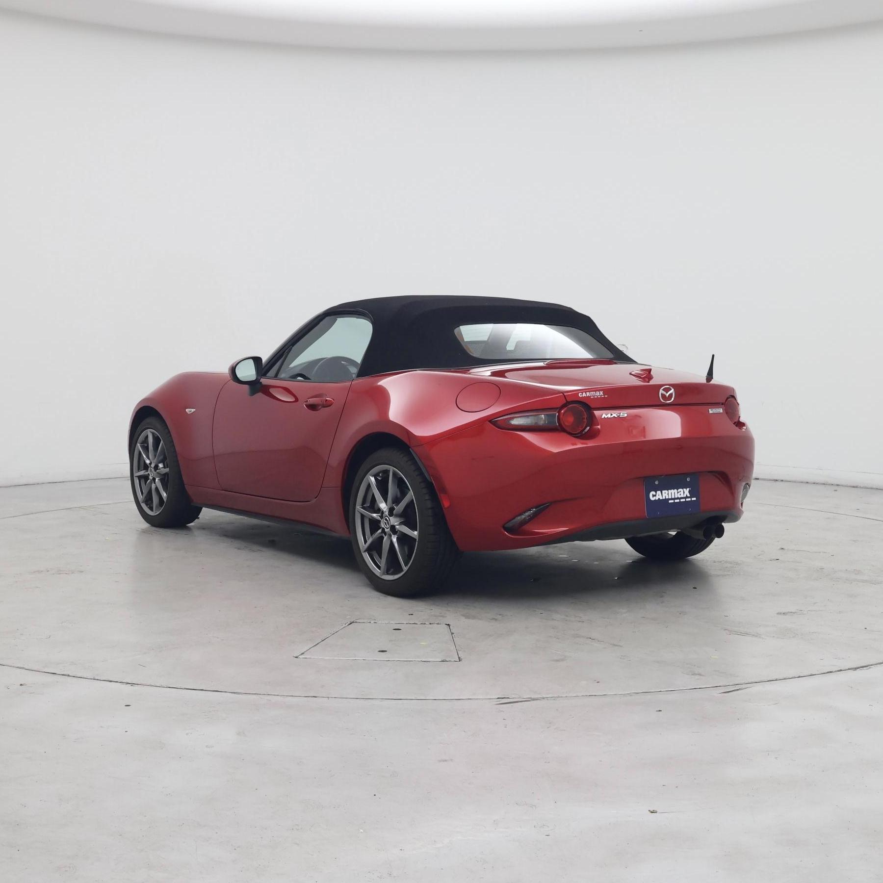 Thumbnail: 2016 Mazda MX-5 Miata - 2