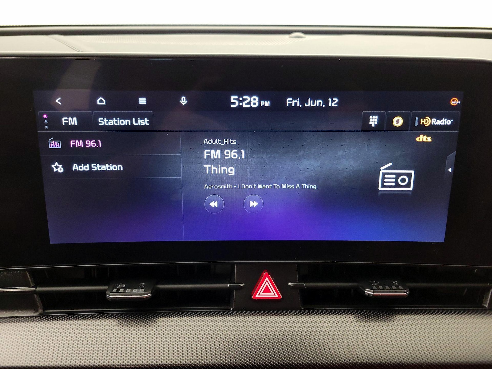 2025 Kia Sportage SX - Photo 16