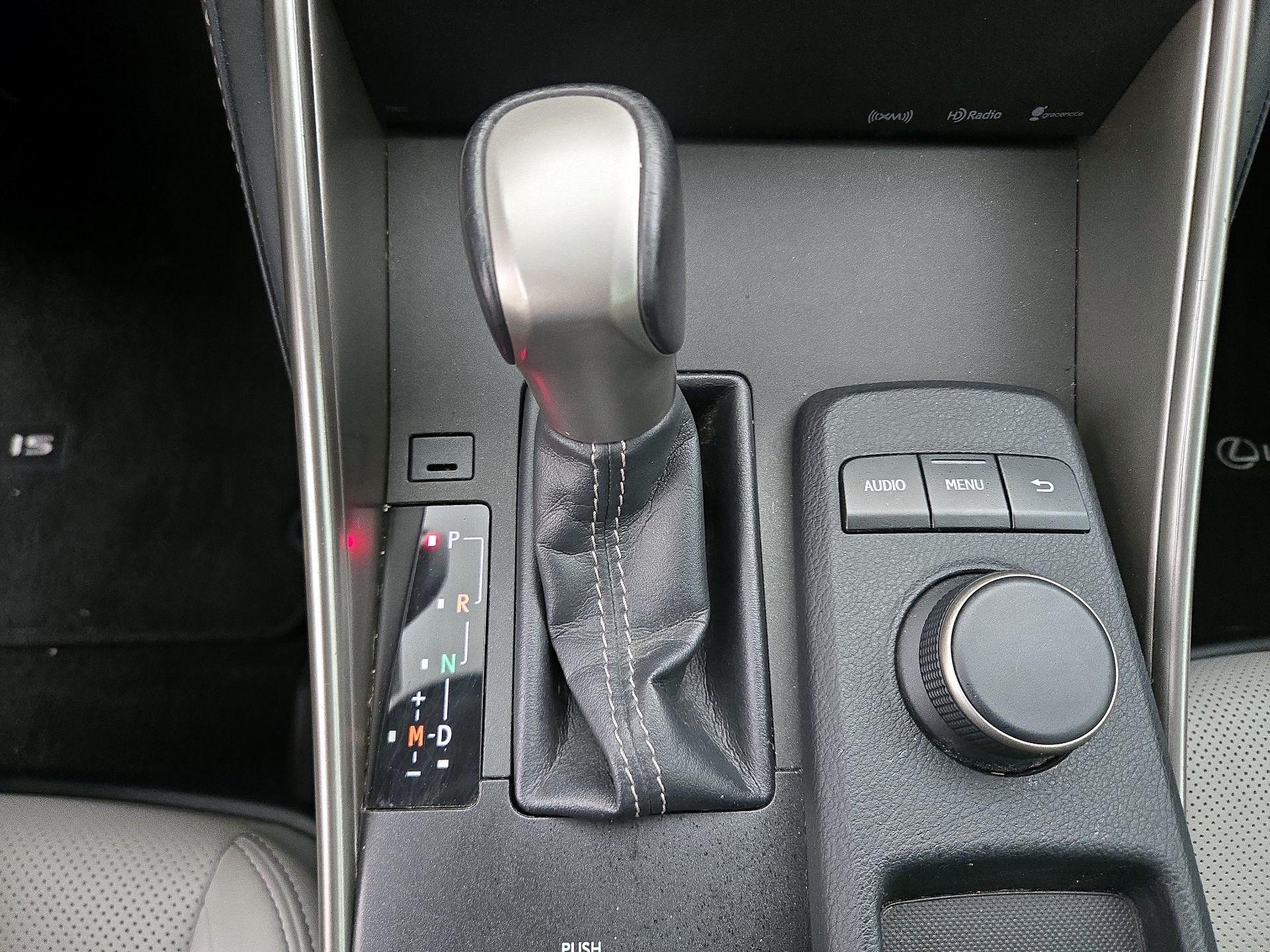 Thumbnail: 2015 Lexus IS - 17