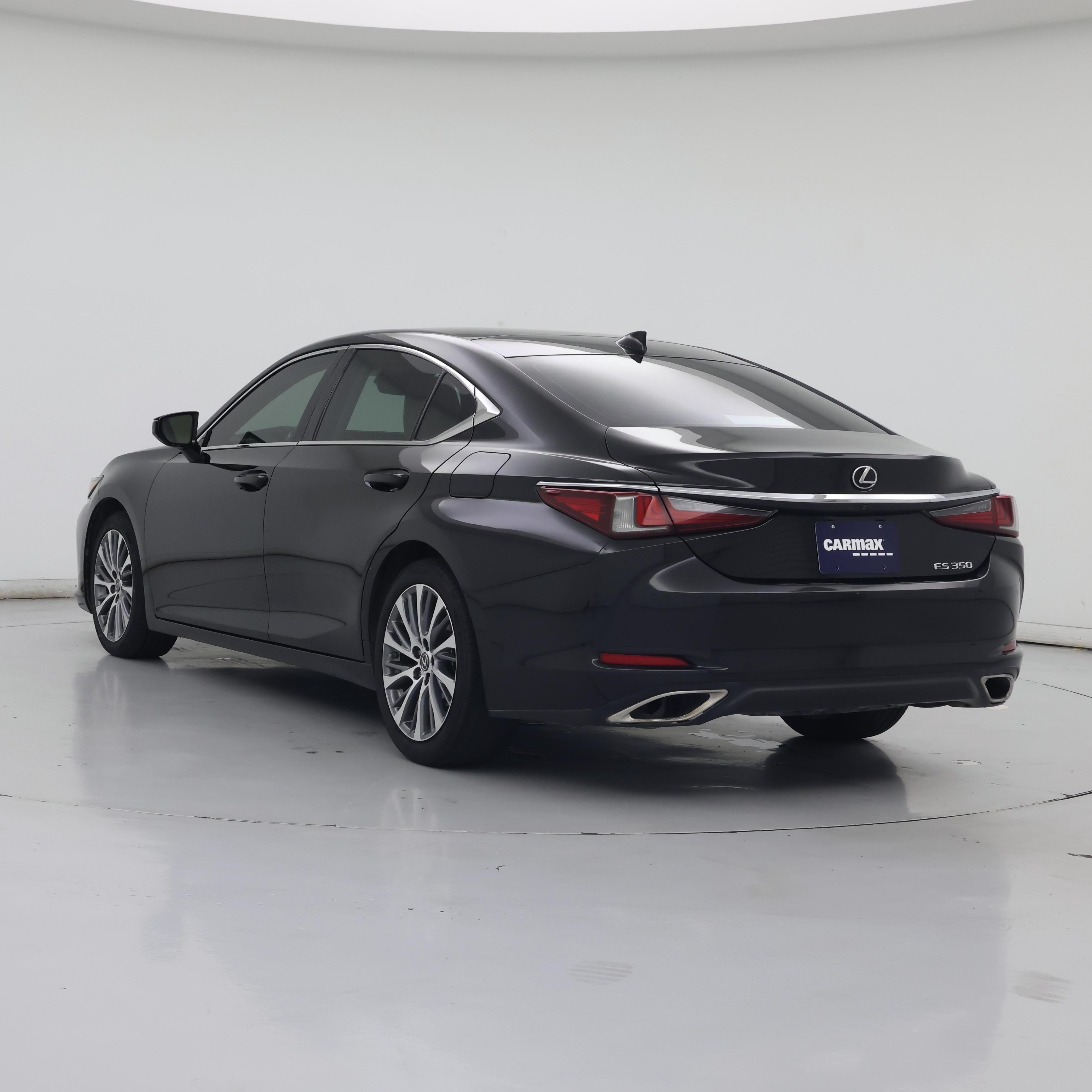 Thumbnail: 2019 Lexus ES - 2