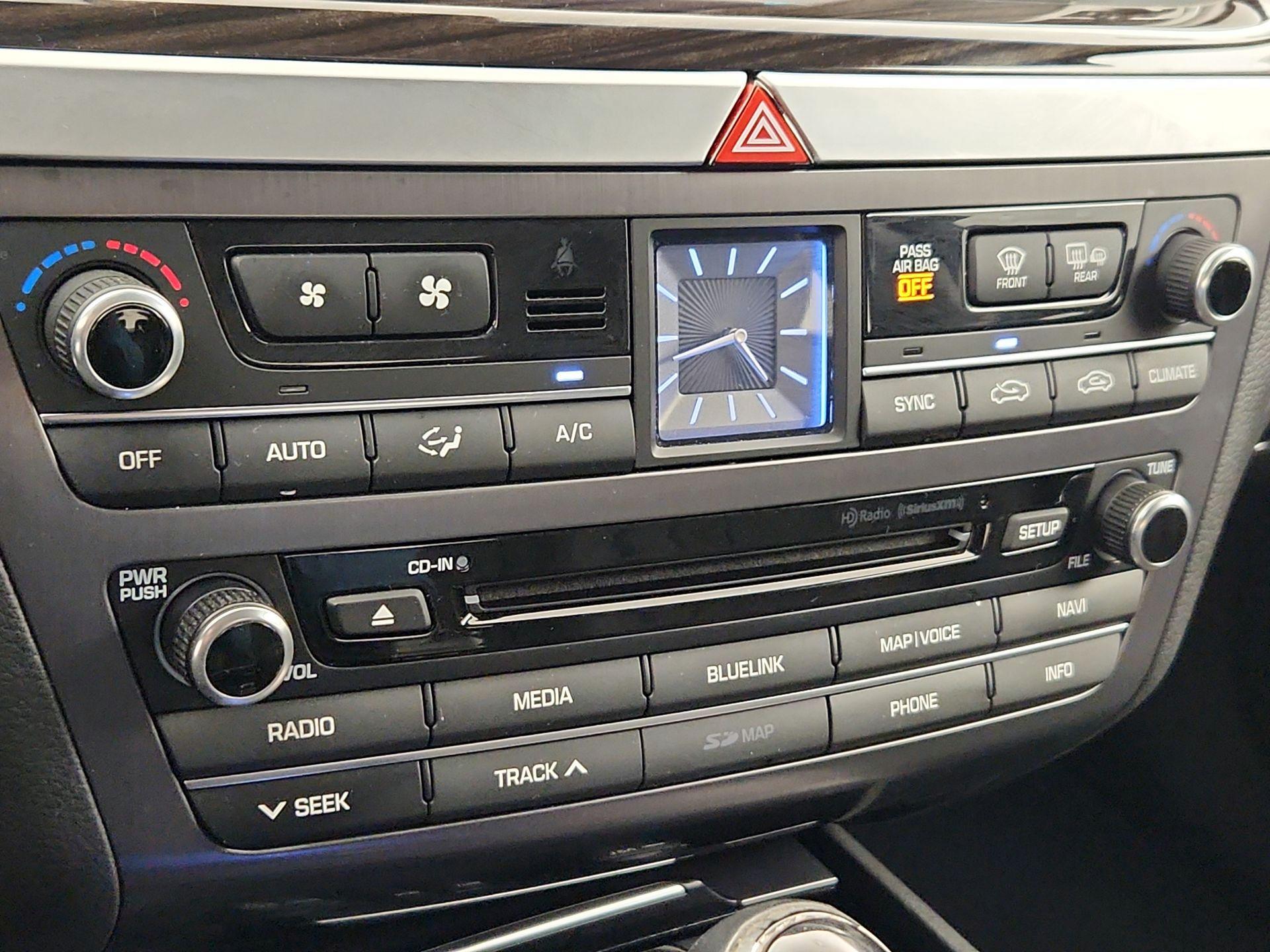 Thumbnail: 2016 Hyundai Genesis - 17