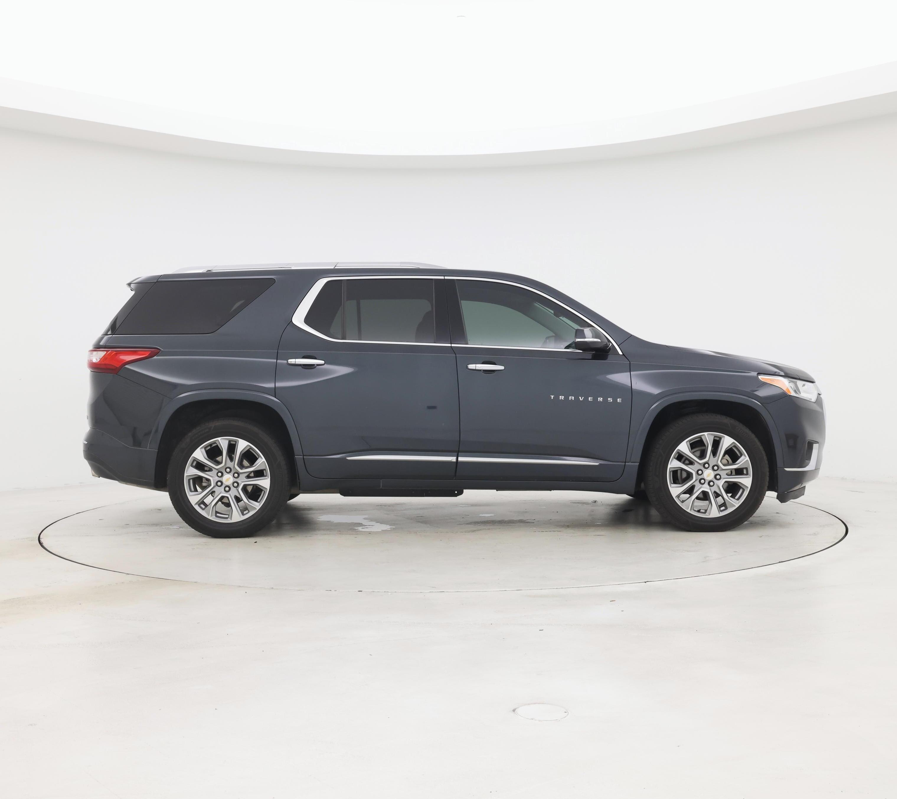 Thumbnail: 2018 Chevrolet Traverse - 7