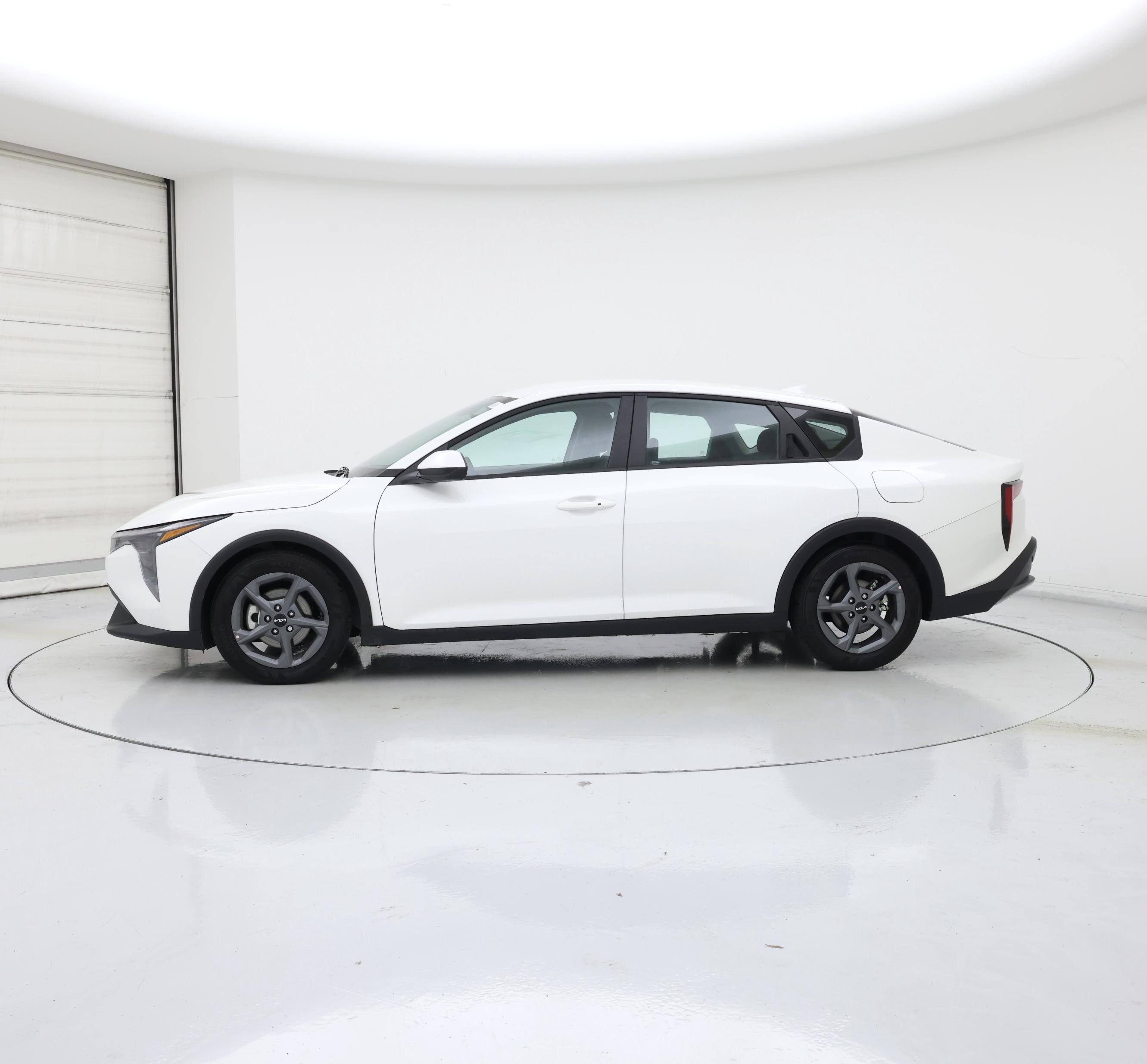 Thumbnail: 2025 Kia K4 - 3