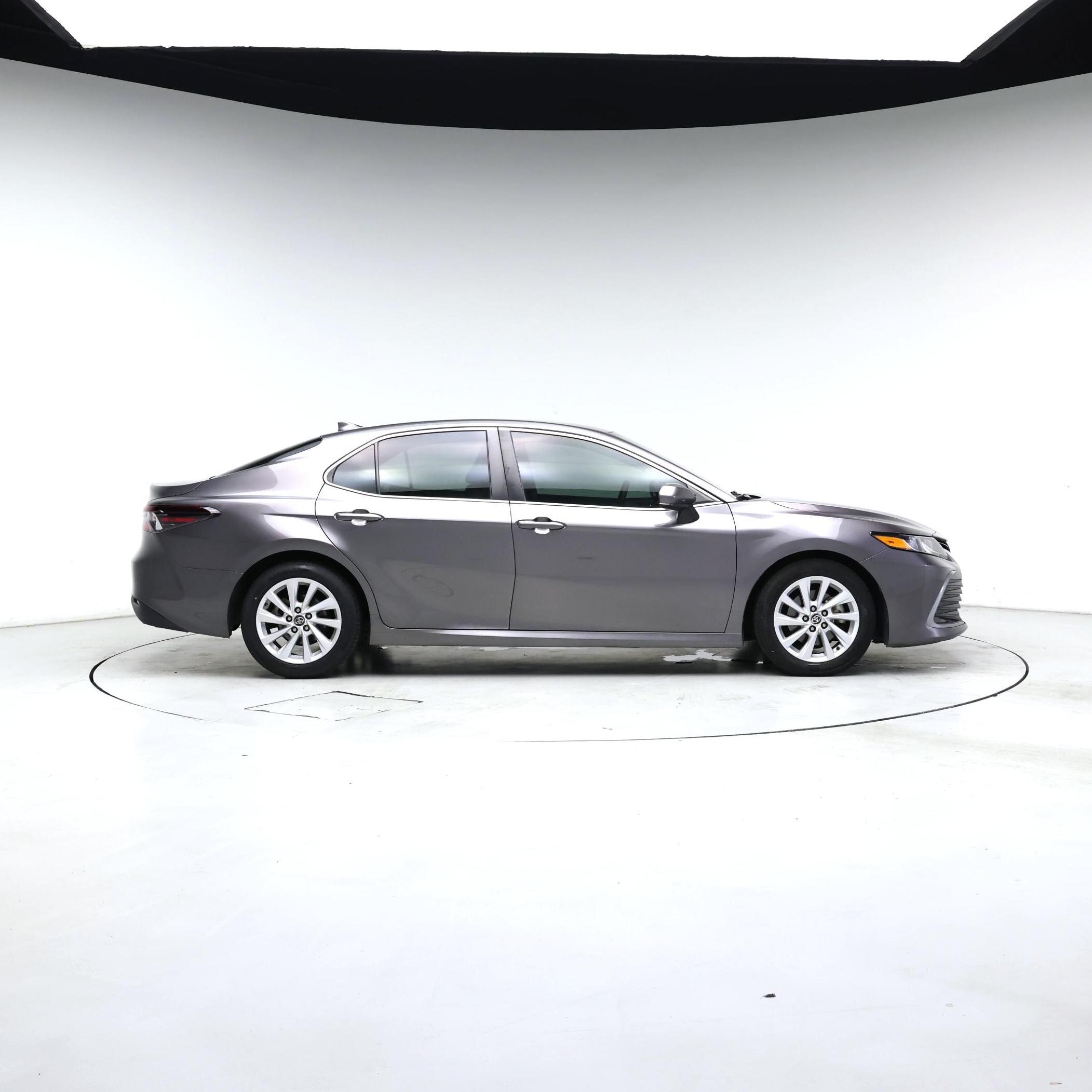 Thumbnail: 2022 Toyota Camry - 7