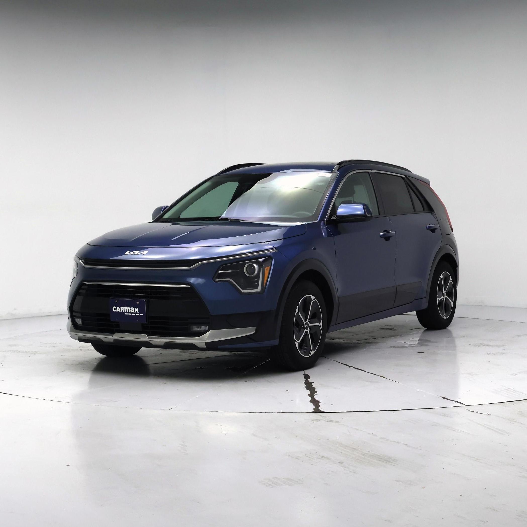 Thumbnail: 2023 Kia Niro - 4