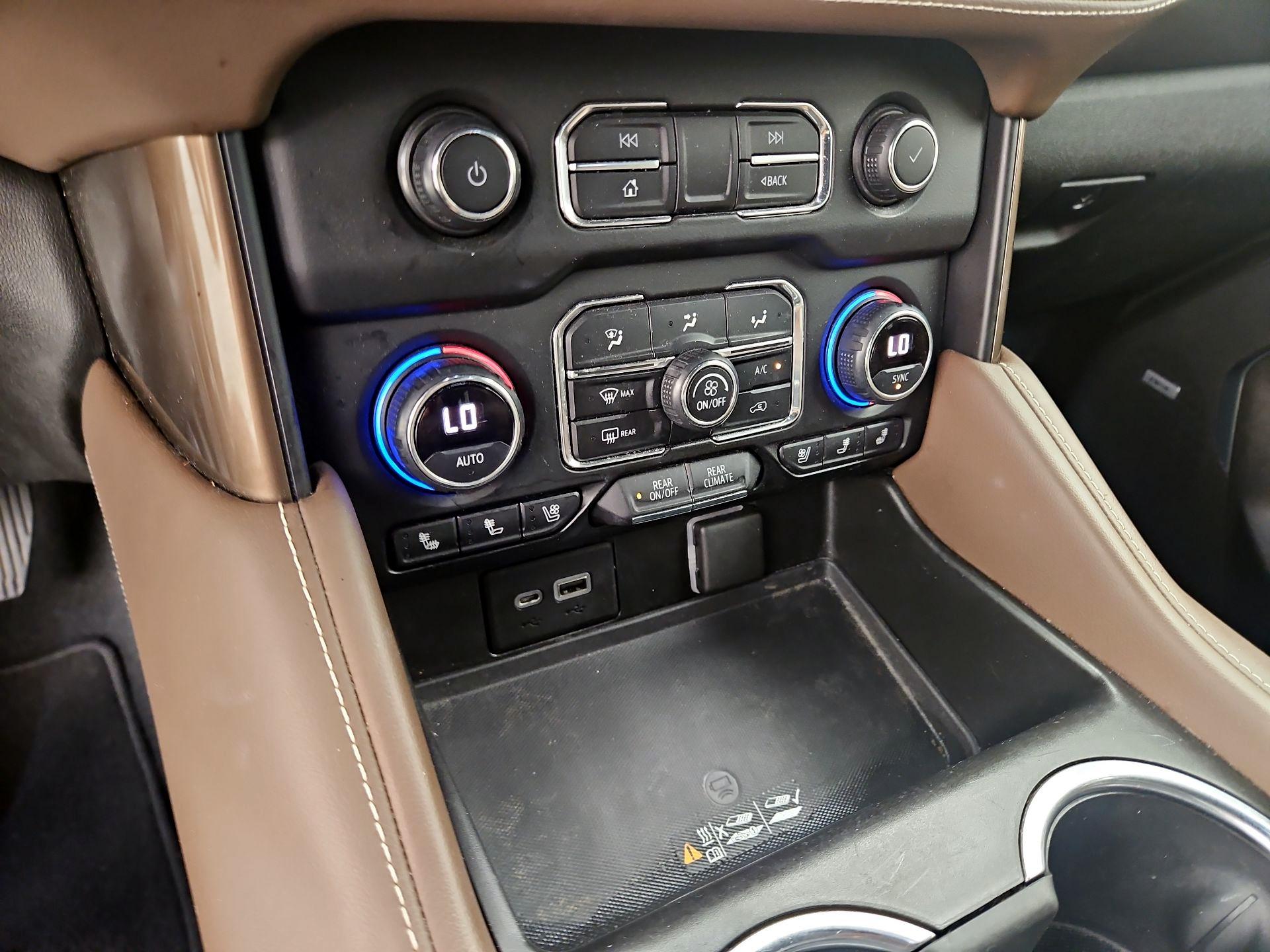 Thumbnail: 2021 Chevrolet Suburban - 17