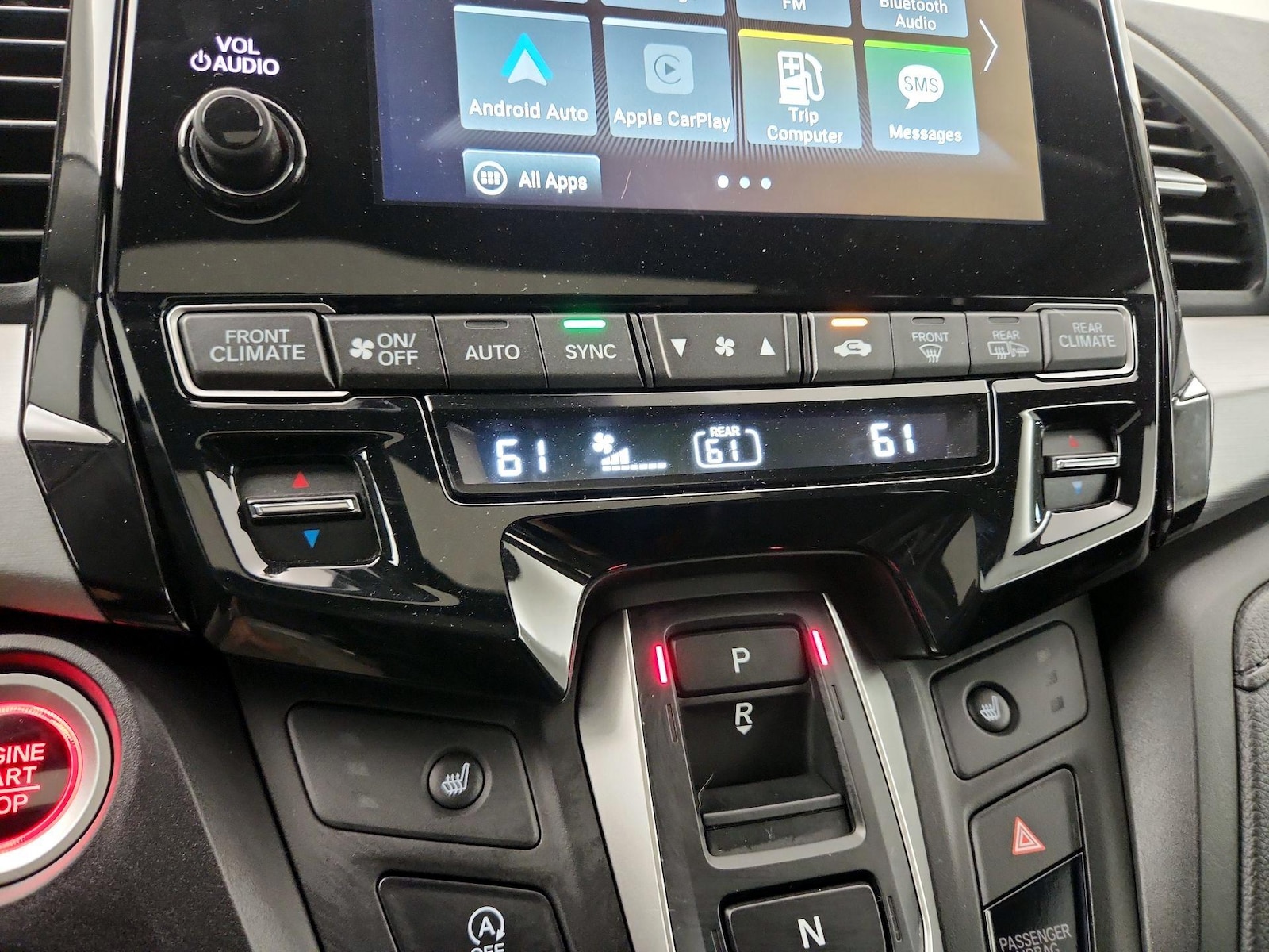 2024 Honda Odyssey EX-L - Photo 17