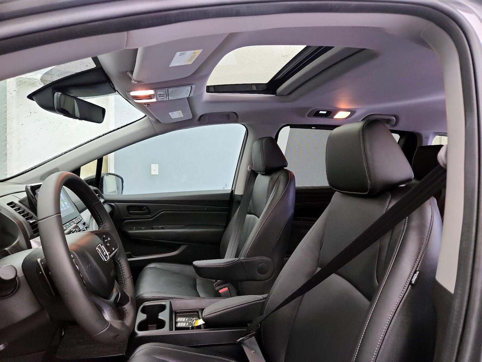 2024 Honda Odyssey EX-L - Photo 20