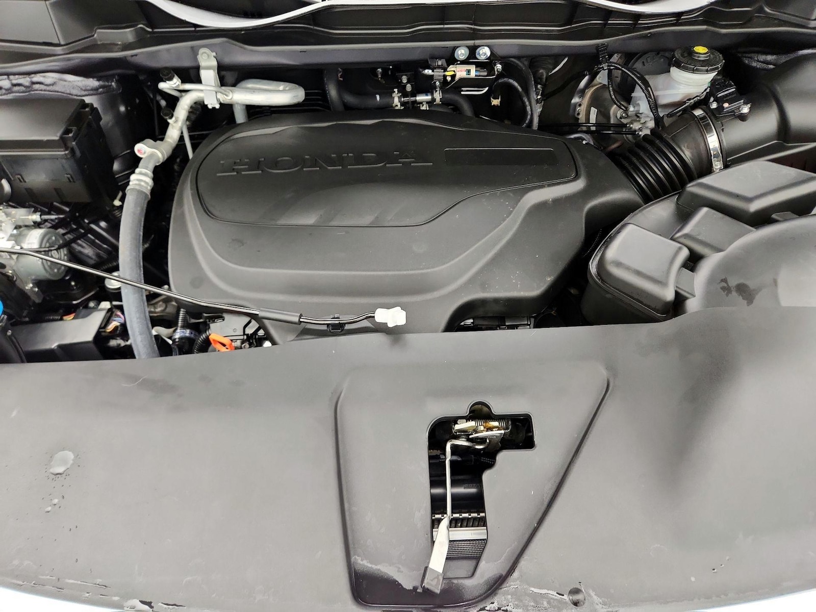 2024 Honda Odyssey EX-L - Photo 23