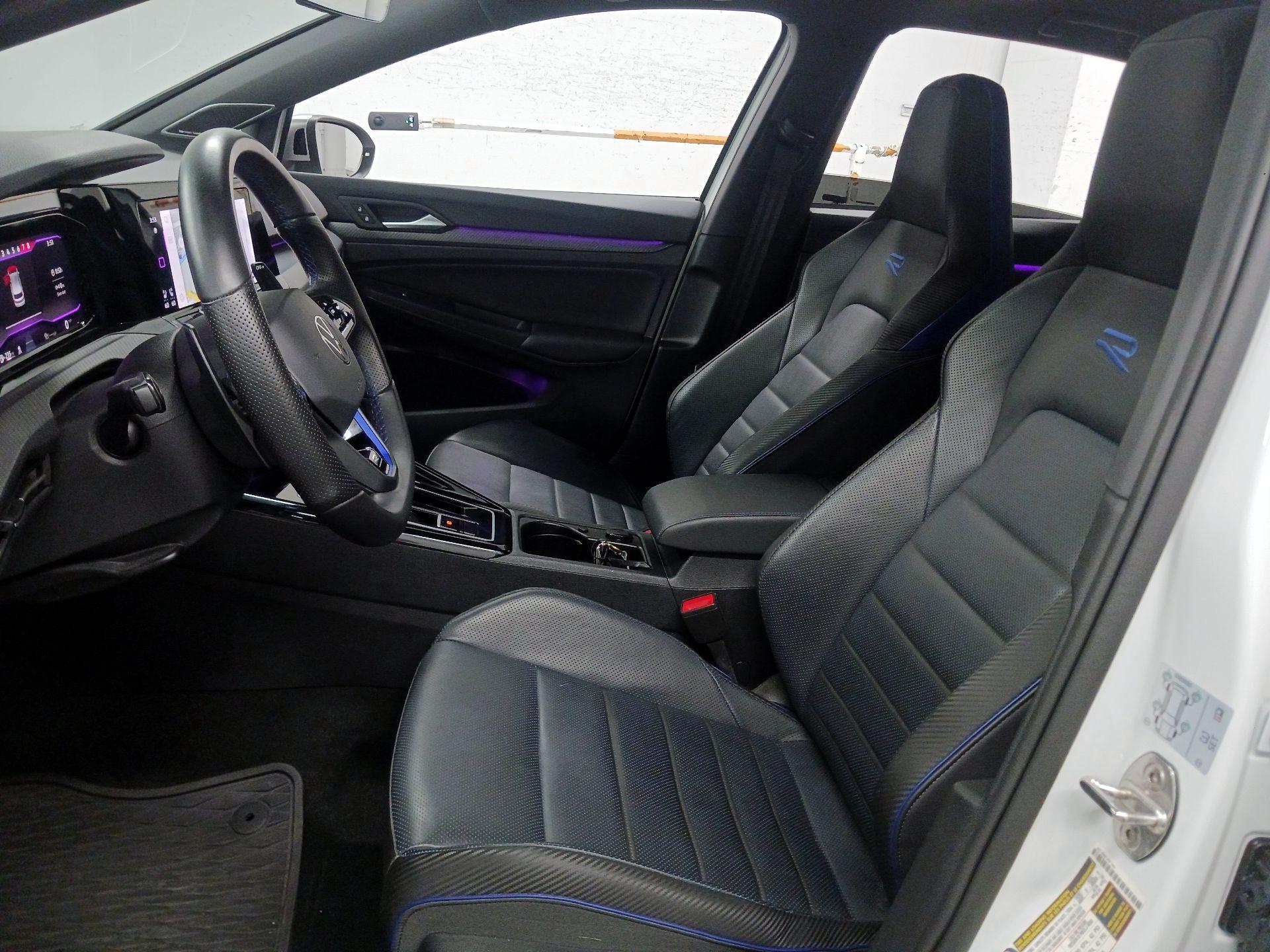 Thumbnail: 2024 Volkswagen Golf - 11