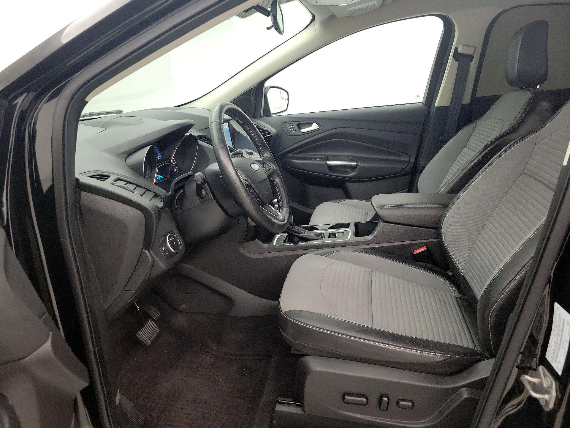 Thumbnail: 2019 Ford Escape - 11