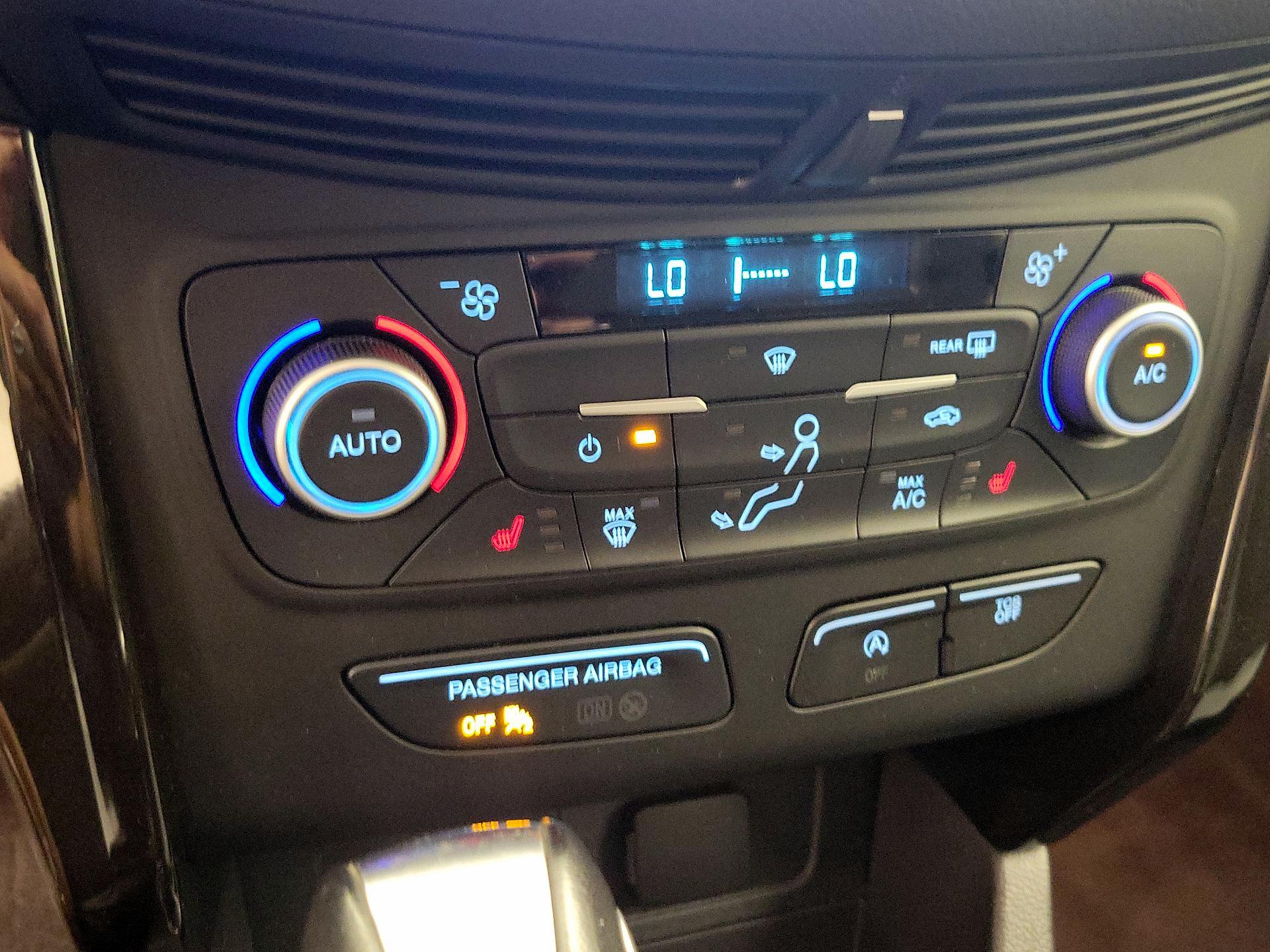 Thumbnail: 2019 Ford Escape - 16