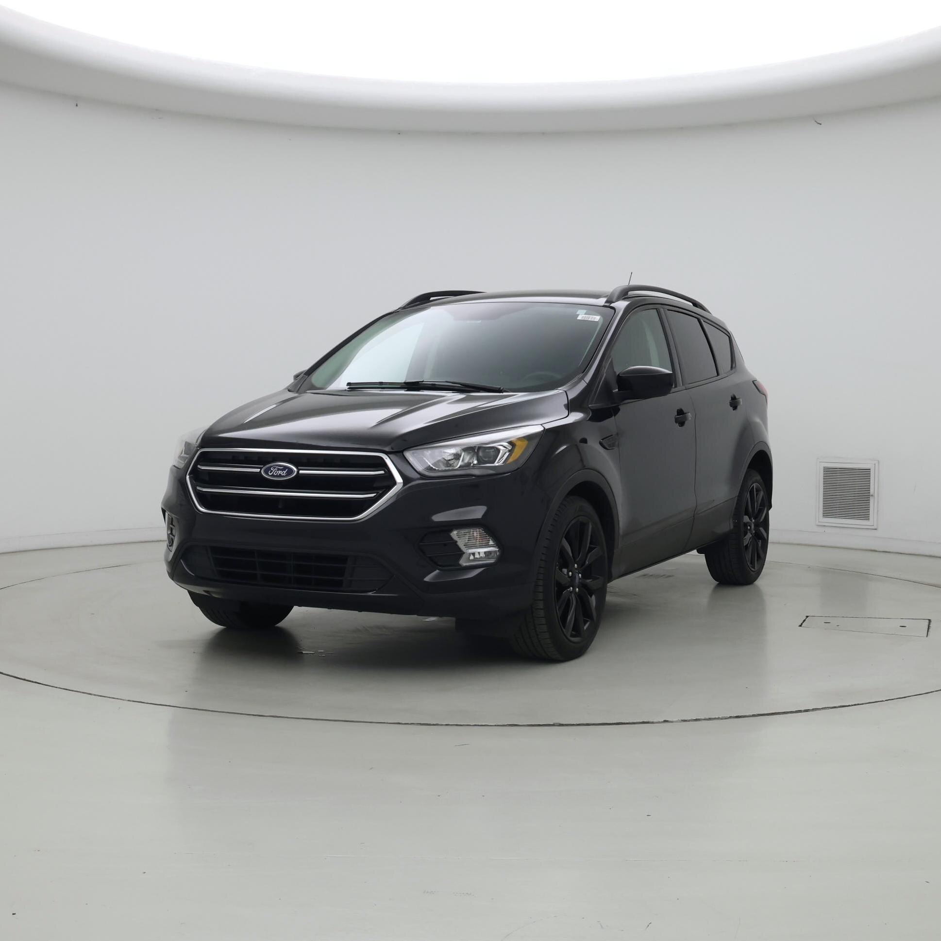 Thumbnail: 2019 Ford Escape - 4