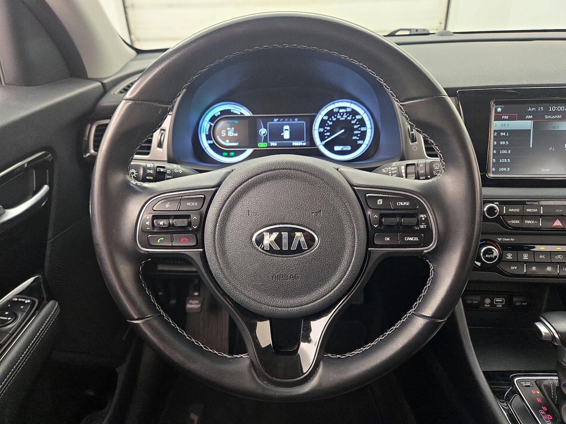 Thumbnail: 2017 Kia Niro - 10