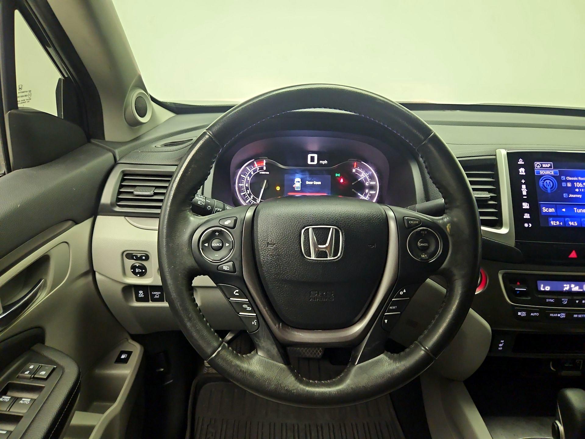 Thumbnail: 2019 Honda Ridgeline - 10