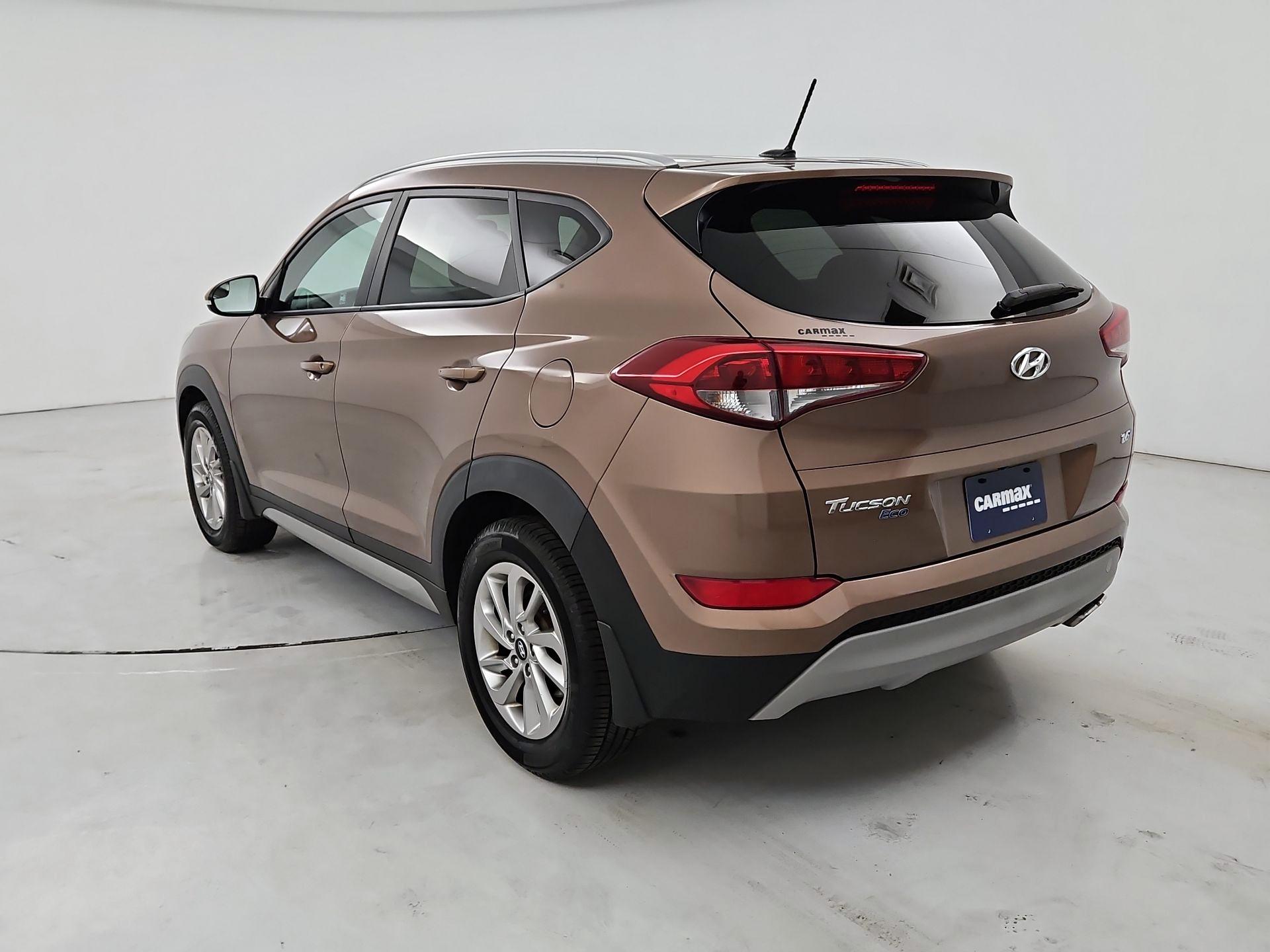 Thumbnail: 2017 Hyundai Tucson - 7