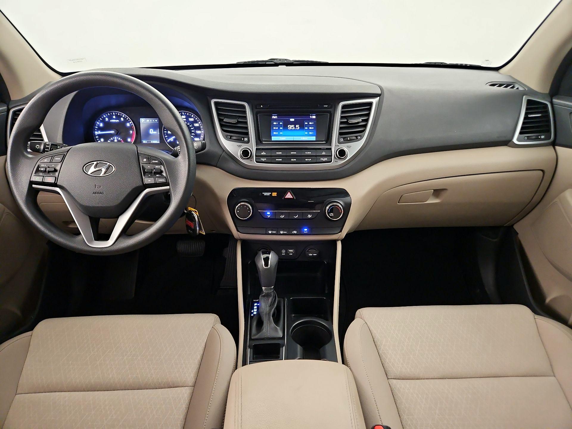 Thumbnail: 2017 Hyundai Tucson - 8