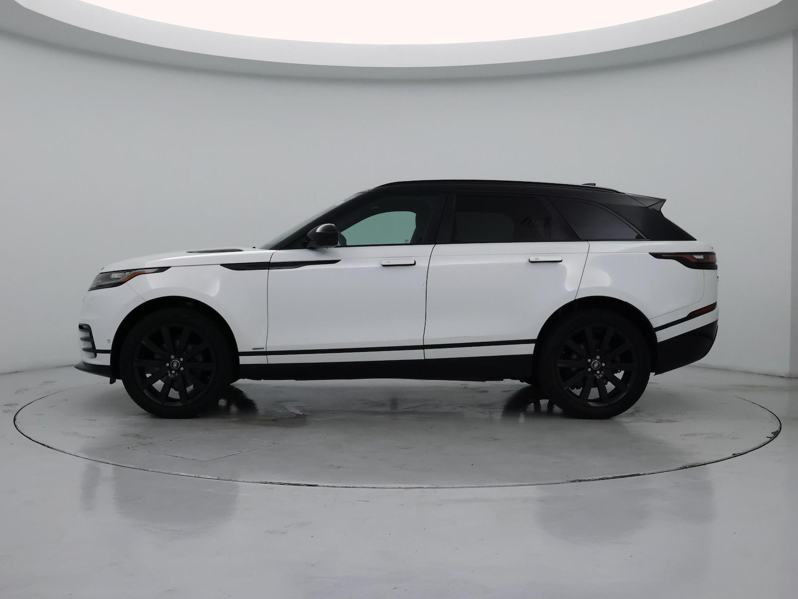 2019 Land Rover Range Rover Velar SE - Photo 4