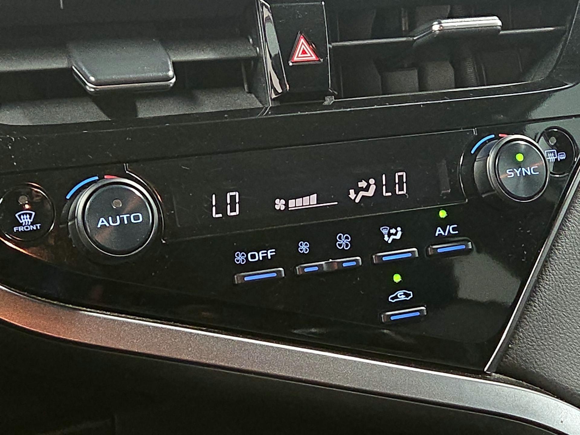 Thumbnail: 2023 Toyota Camry - 14