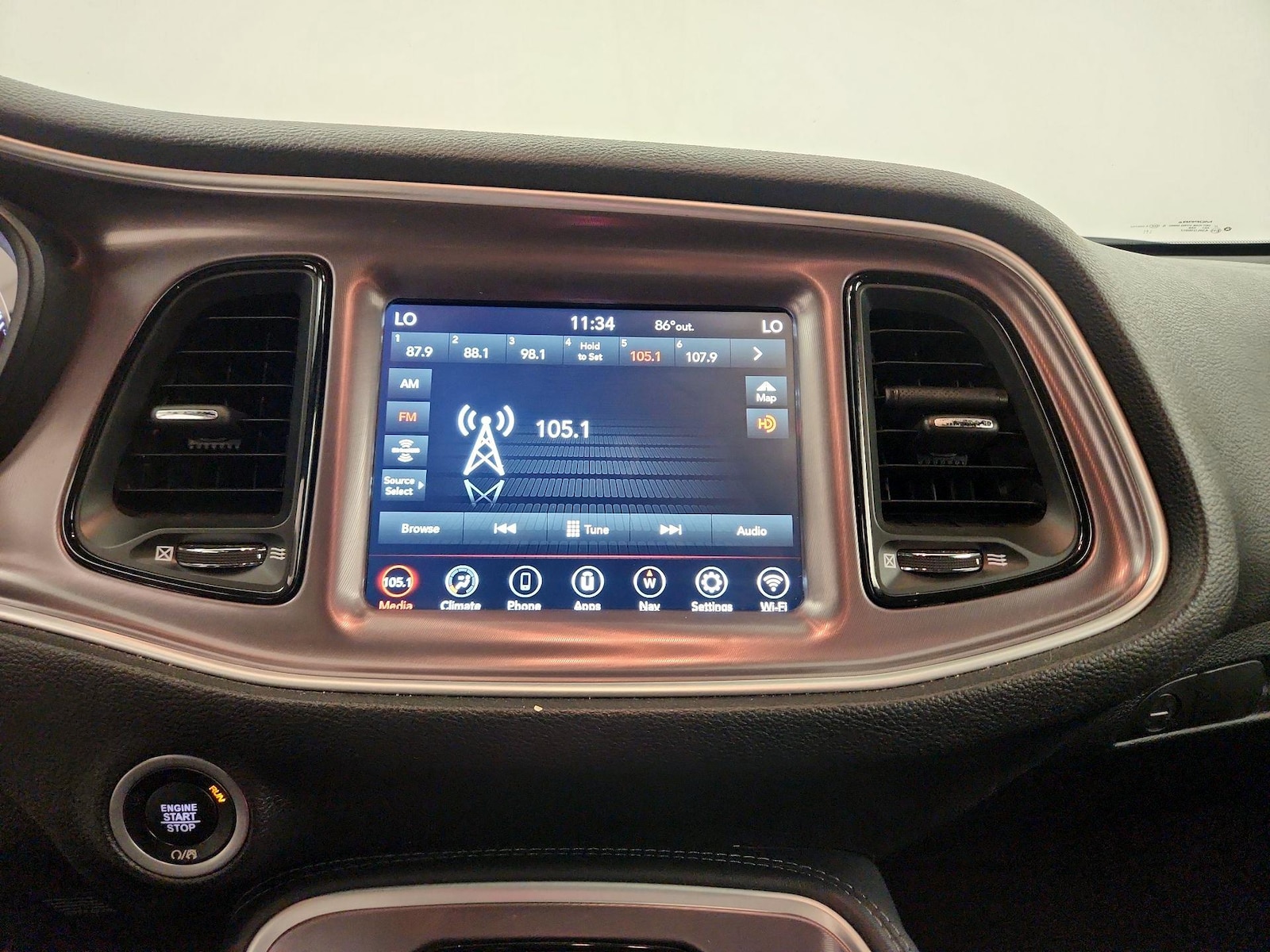 2022 Dodge Challenger R/T - Photo 15