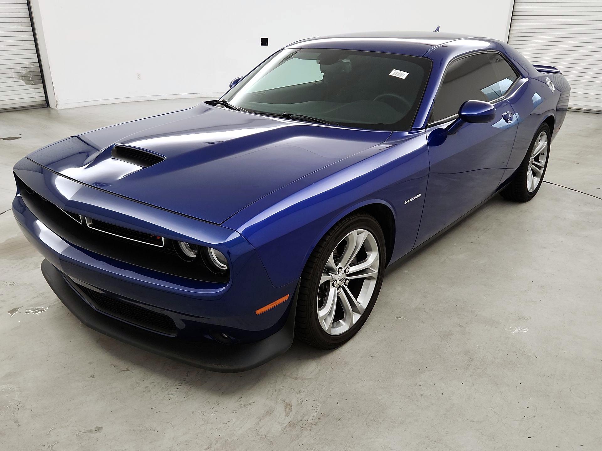 Thumbnail: 2022 Dodge Challenger - 3