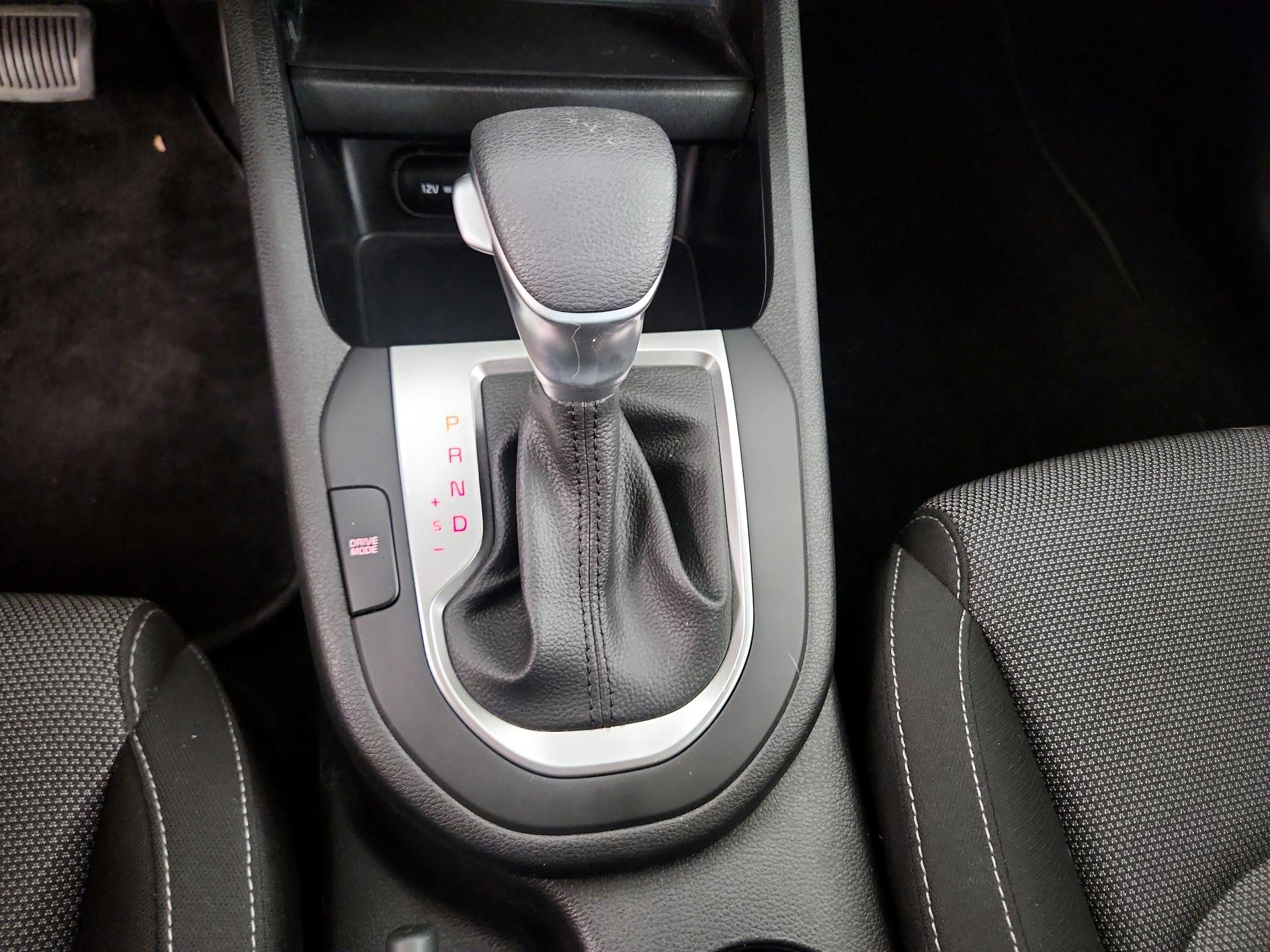 Thumbnail: 2023 Kia Forte - 15