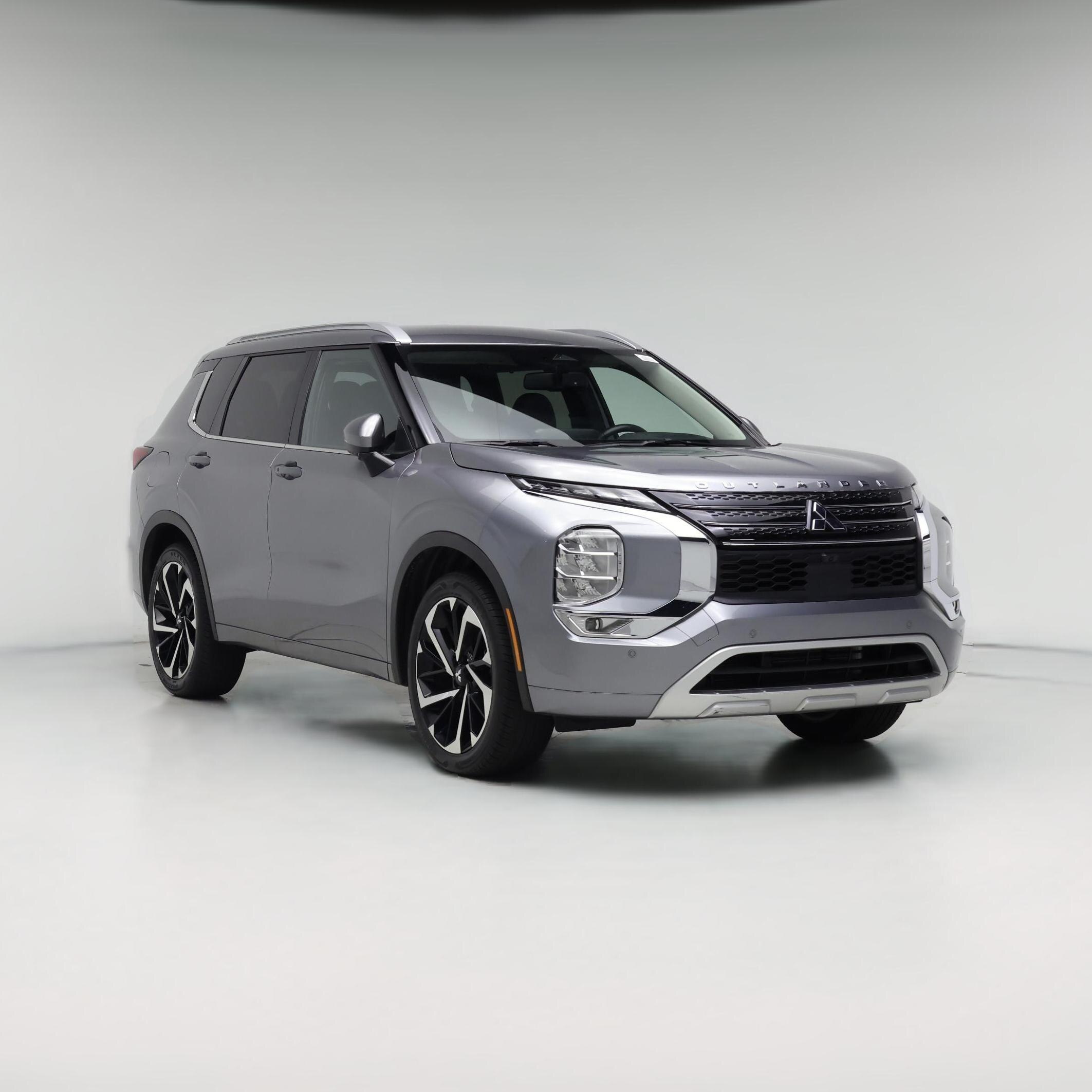Thumbnail: 2024 Mitsubishi Outlander - 1