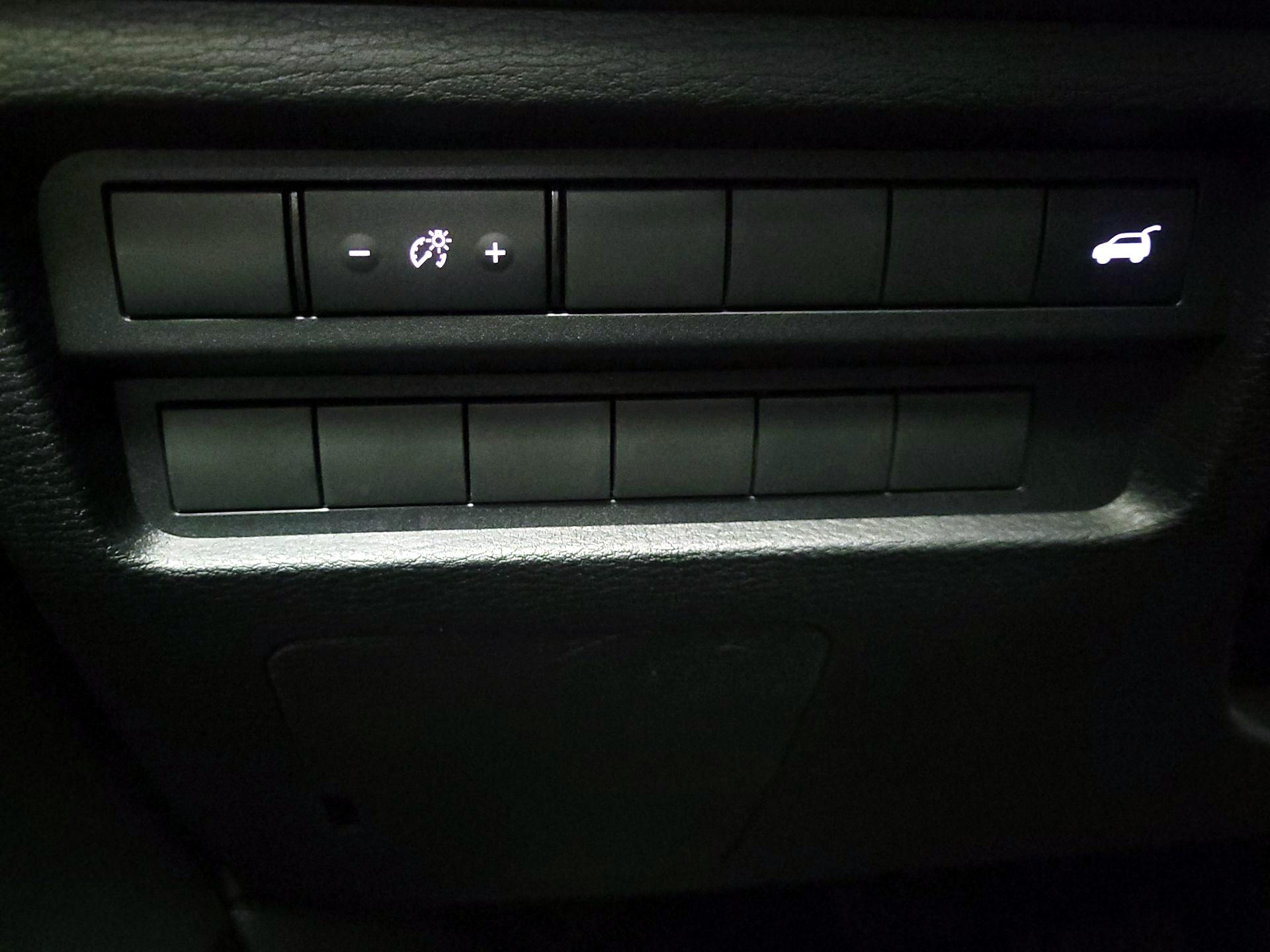 Thumbnail: 2024 Mitsubishi Outlander - 13