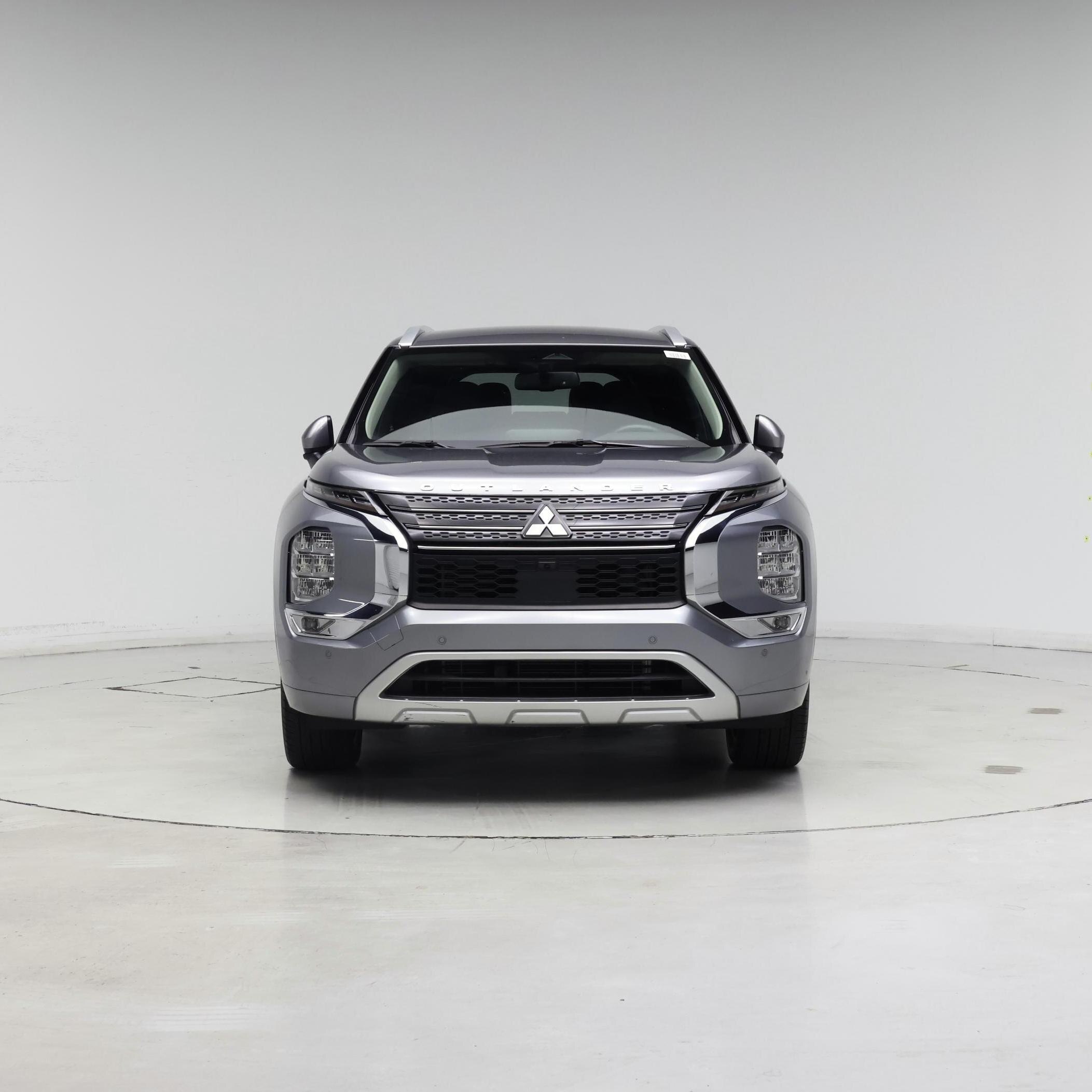 Thumbnail: 2024 Mitsubishi Outlander - 5