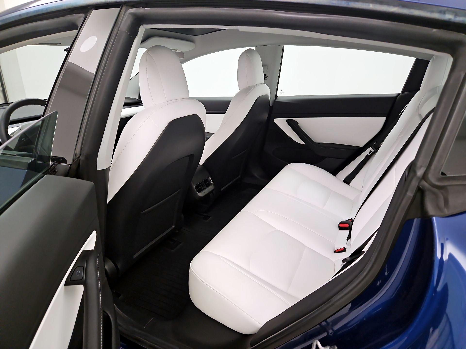 Thumbnail: 2021 Tesla Model 3 - 18