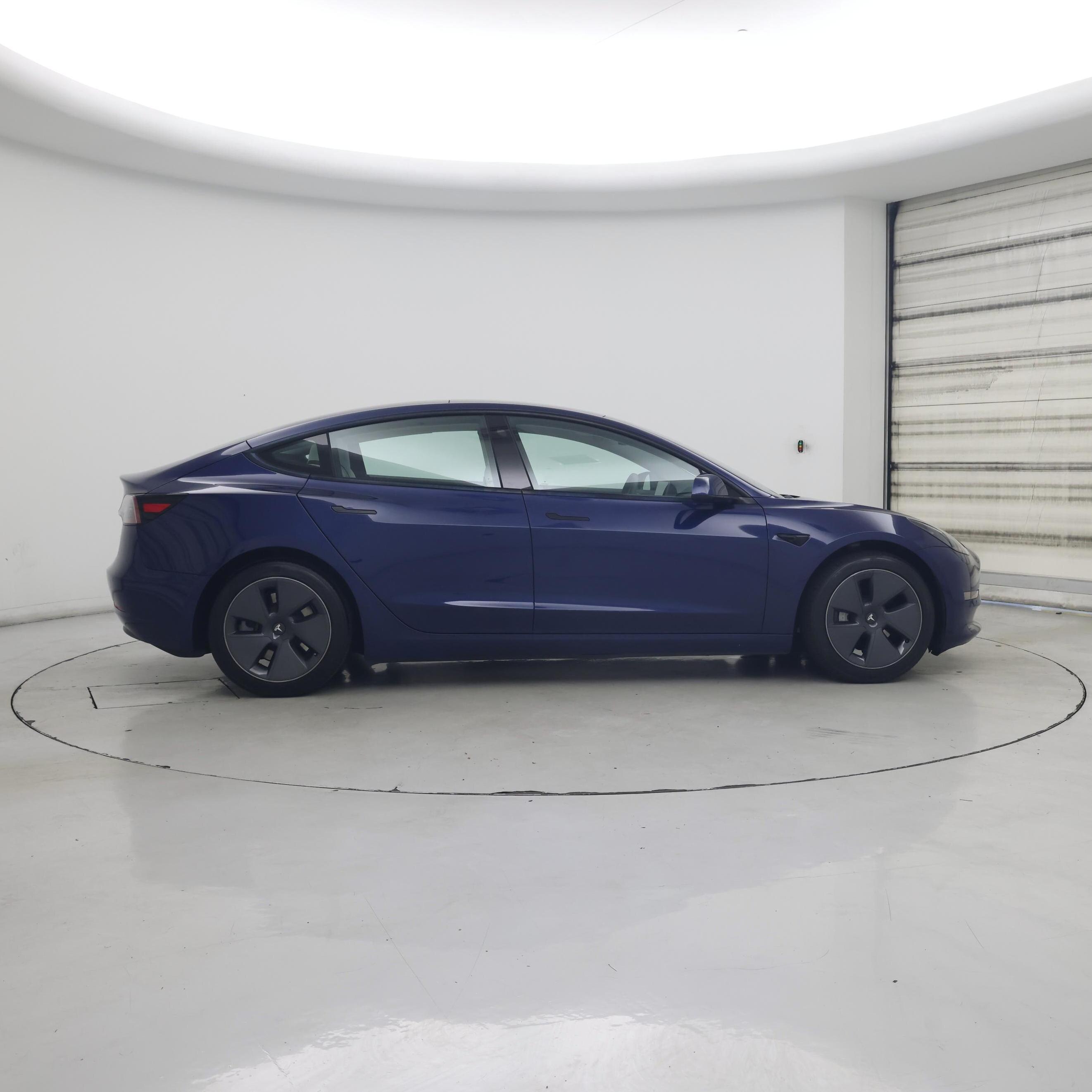 Thumbnail: 2021 Tesla Model 3 - 7