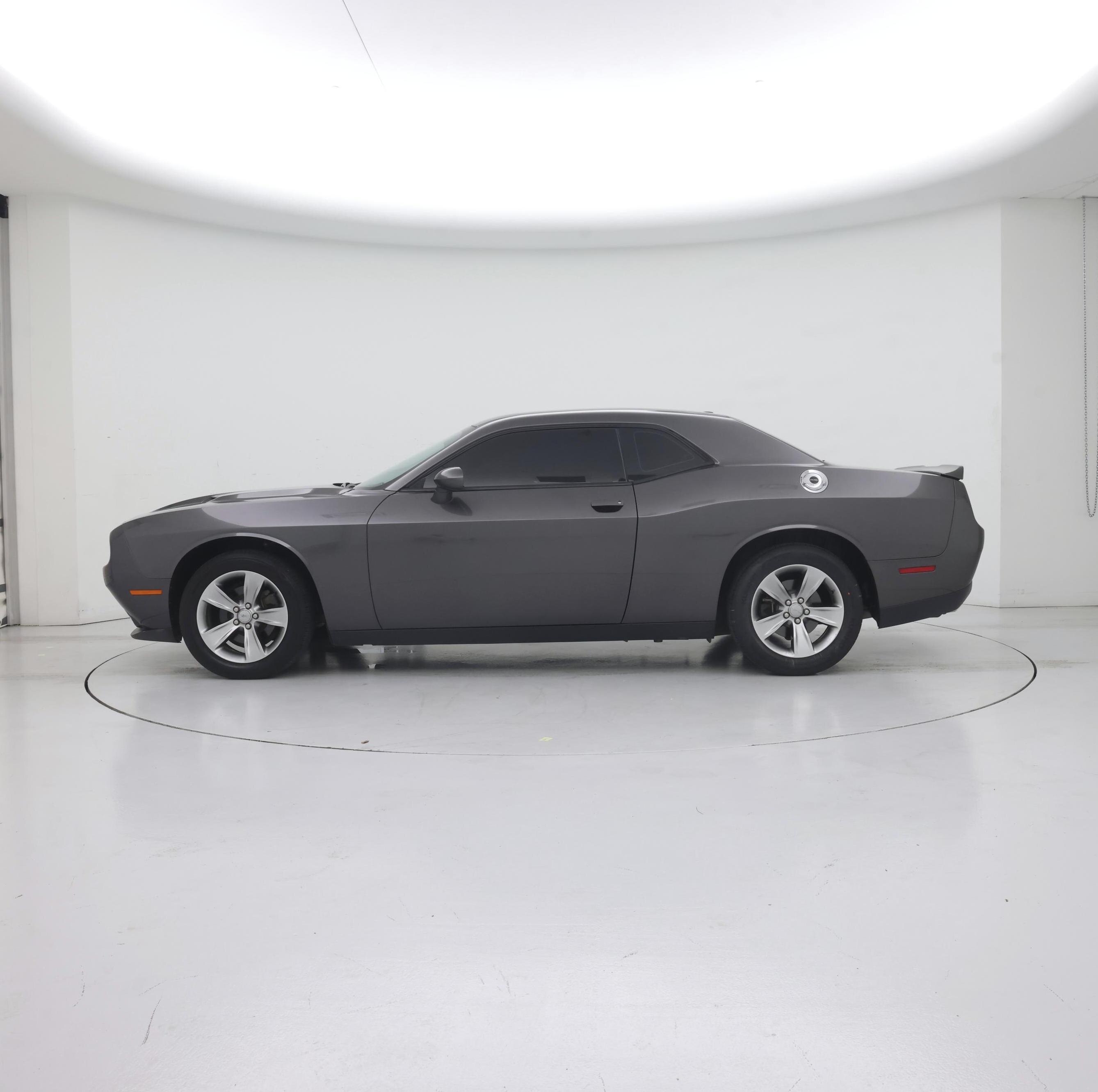 Thumbnail: 2020 Dodge Challenger - 3