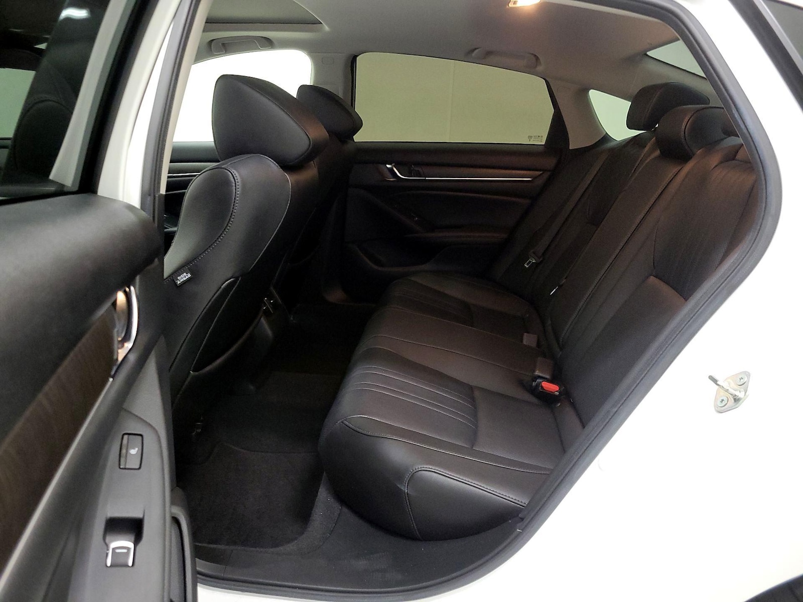 2020 Honda Accord Hybrid Touring - Photo 21