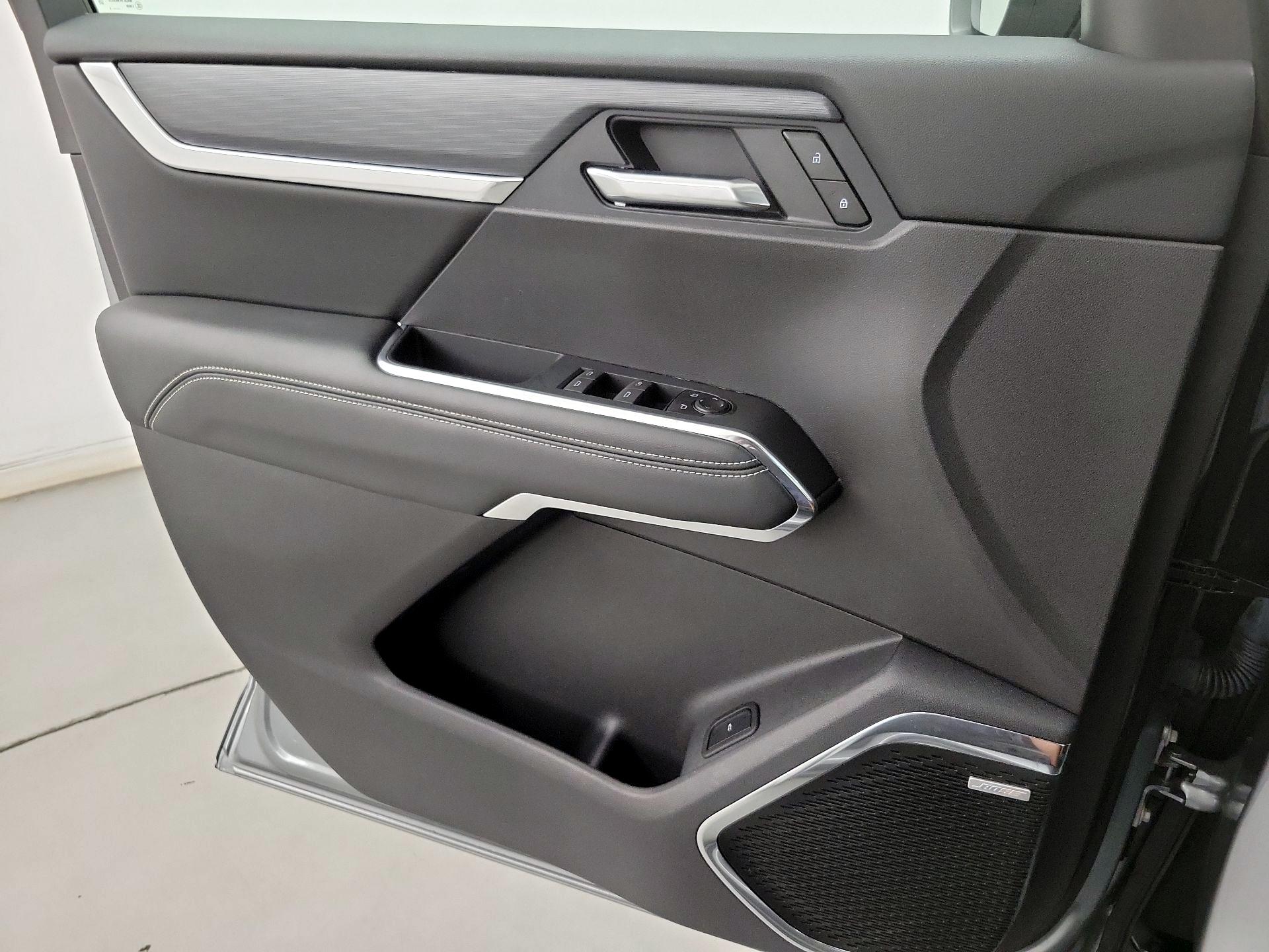 Thumbnail: 2025 GMC Acadia - 10