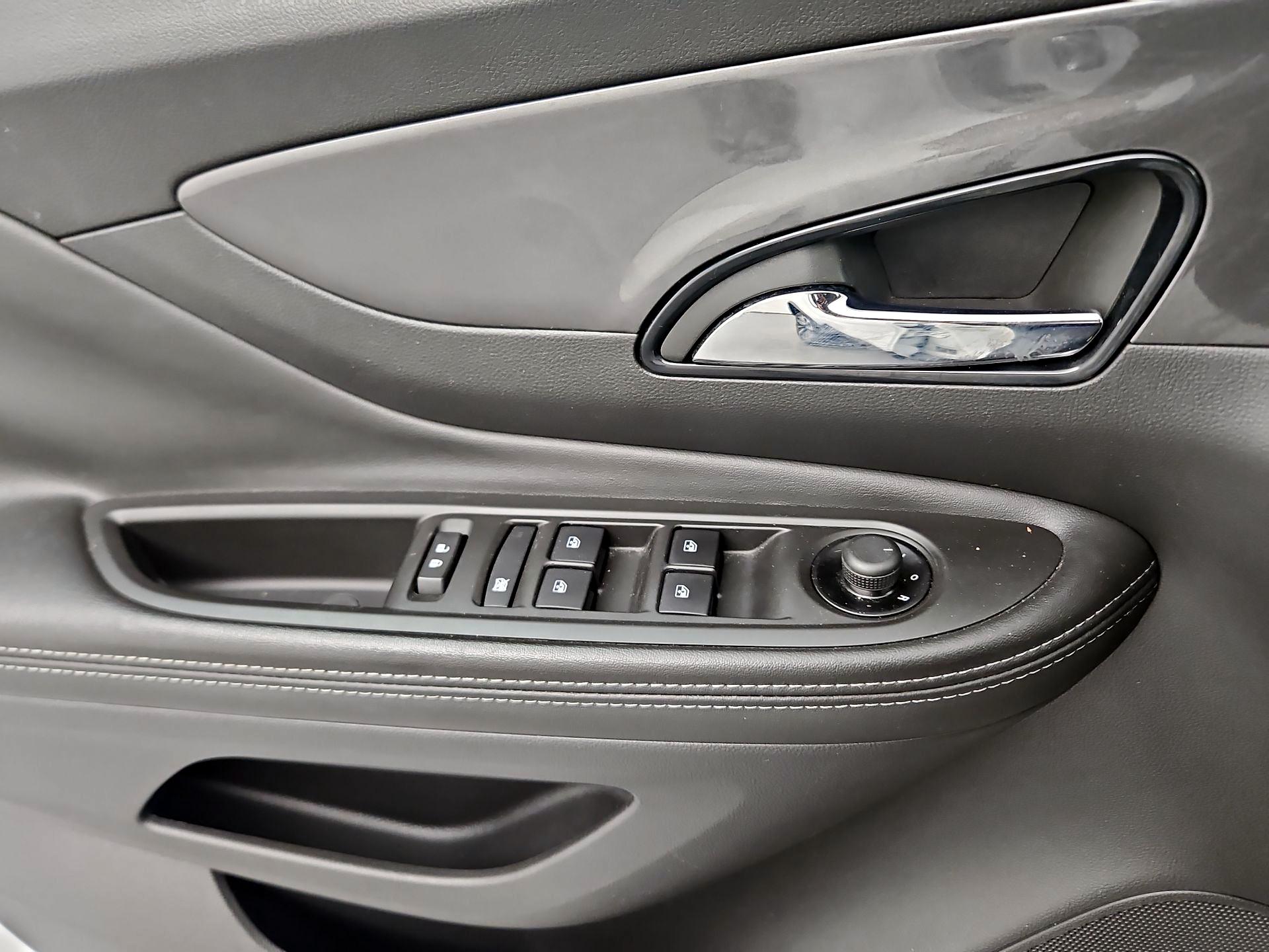 Thumbnail: 2022 Buick Encore - 10