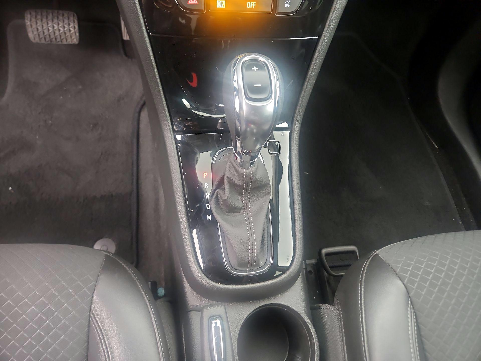 Thumbnail: 2022 Buick Encore - 15