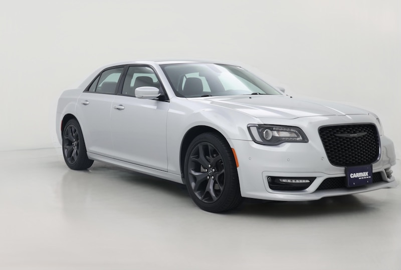 2022 Chrysler 300 Touring L