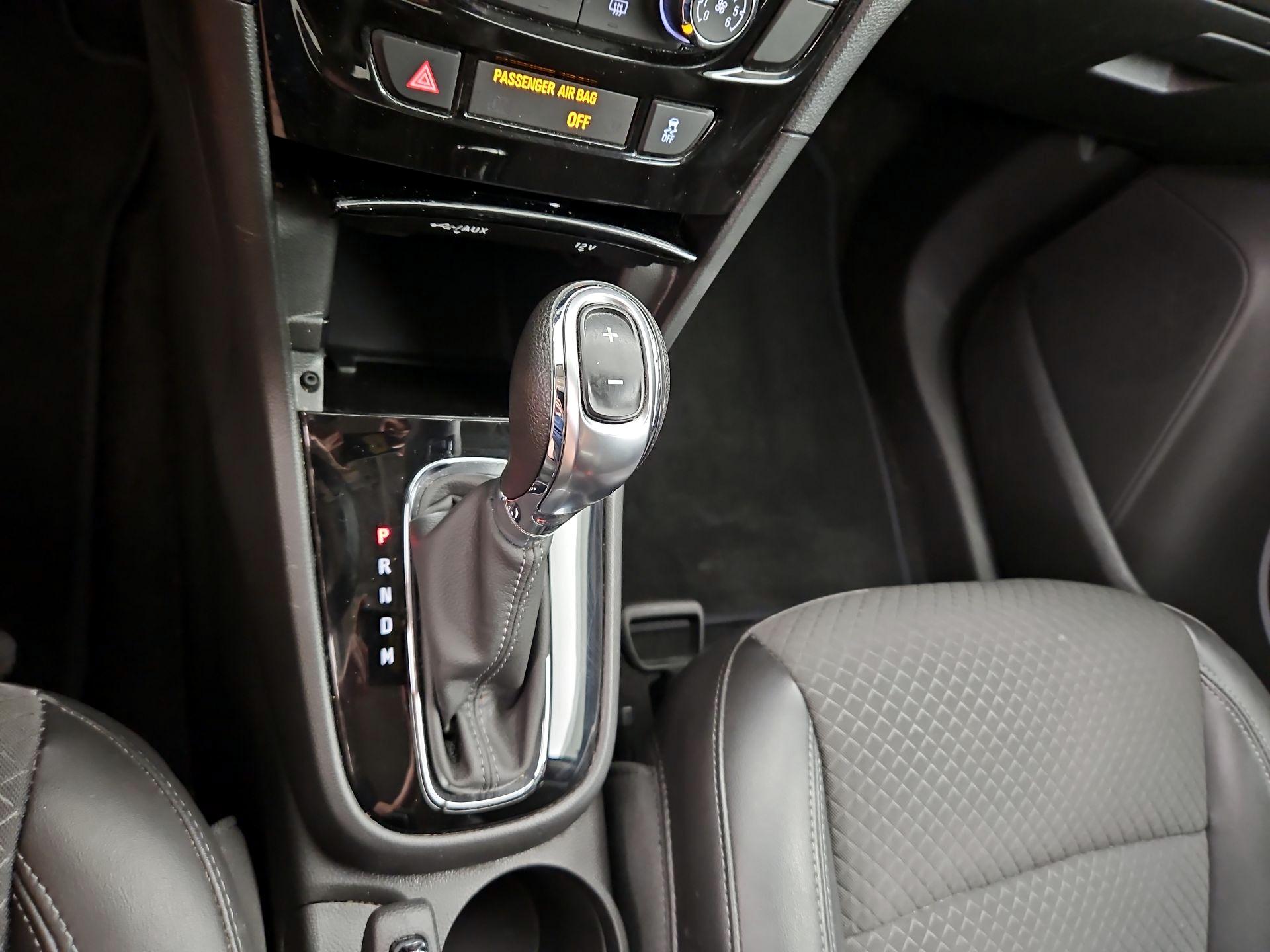Thumbnail: 2021 Buick Encore - 17