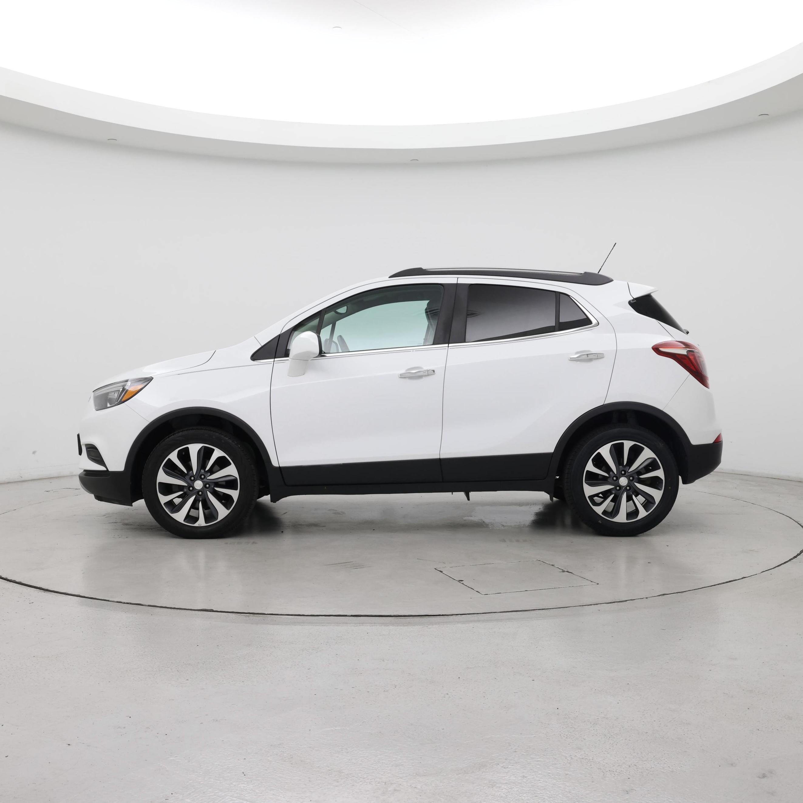 Thumbnail: 2021 Buick Encore - 3