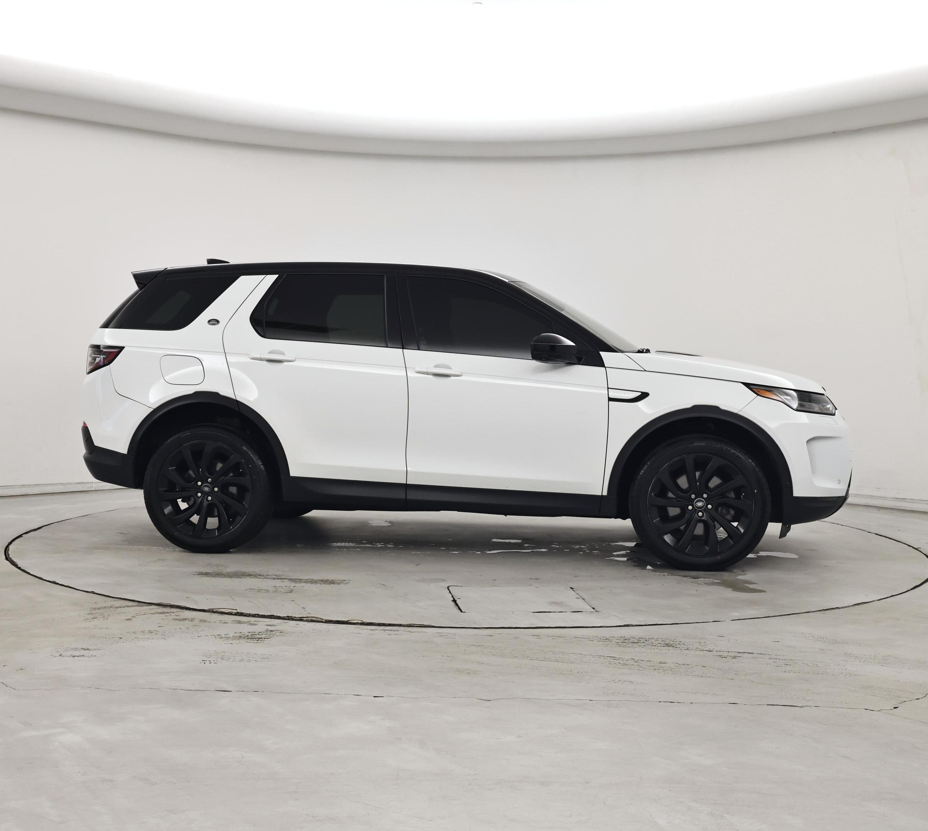 Thumbnail: 2021 Land Rover Discovery Sport - 7