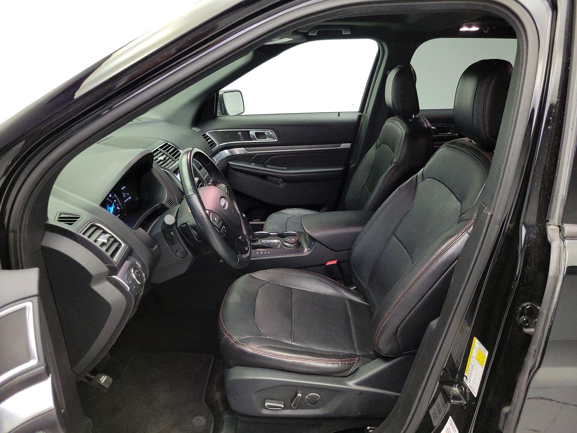 Thumbnail: 2018 Ford Explorer - 11