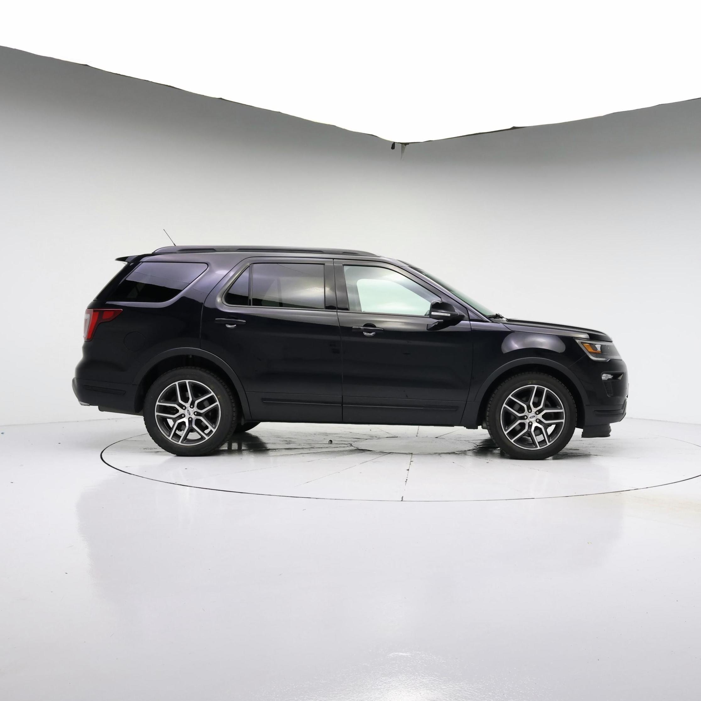 Thumbnail: 2018 Ford Explorer - 7