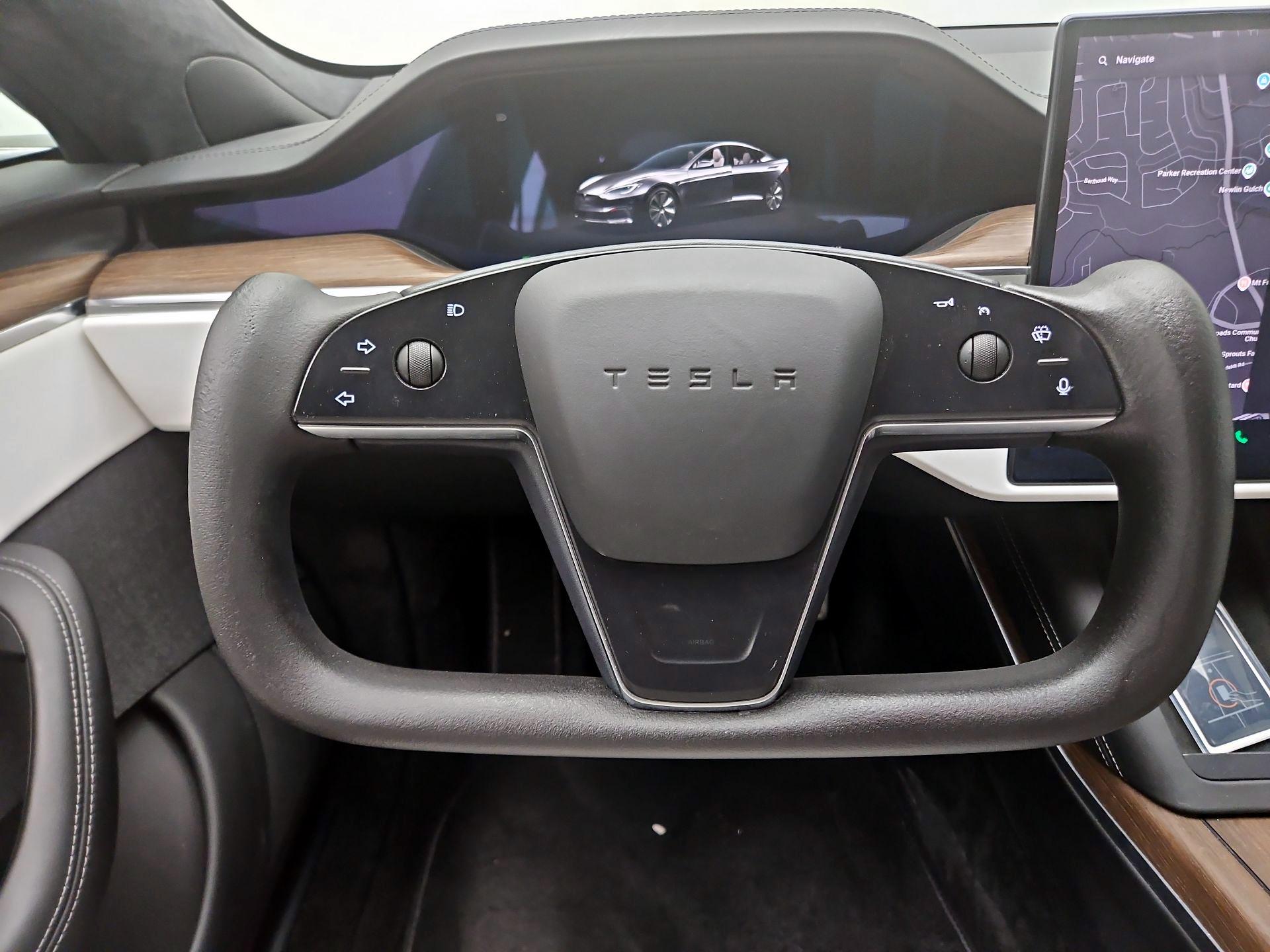 Thumbnail: 2022 Tesla Model S - 10