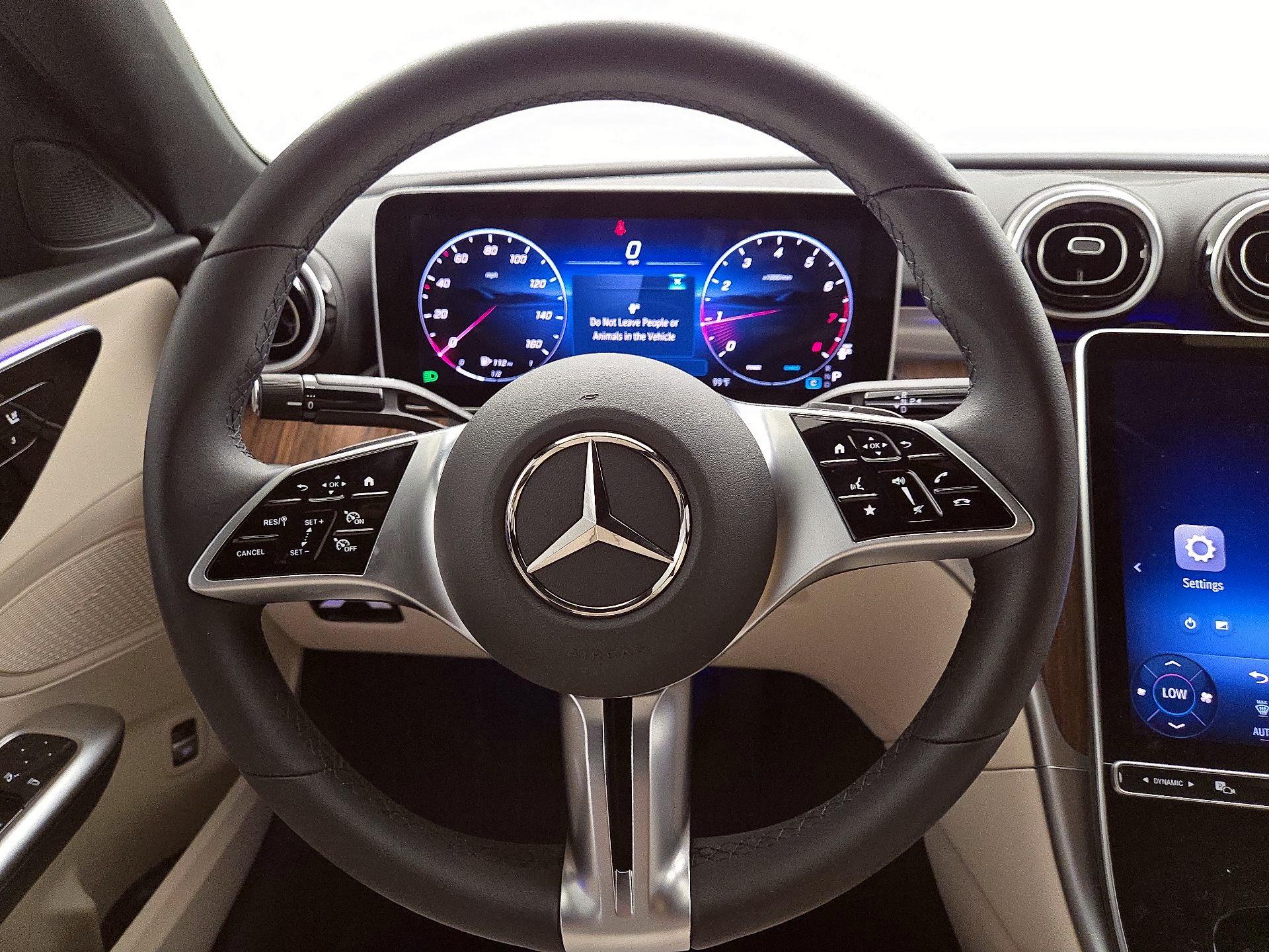 Thumbnail: 2025 Mercedes-Benz C-Class - 10
