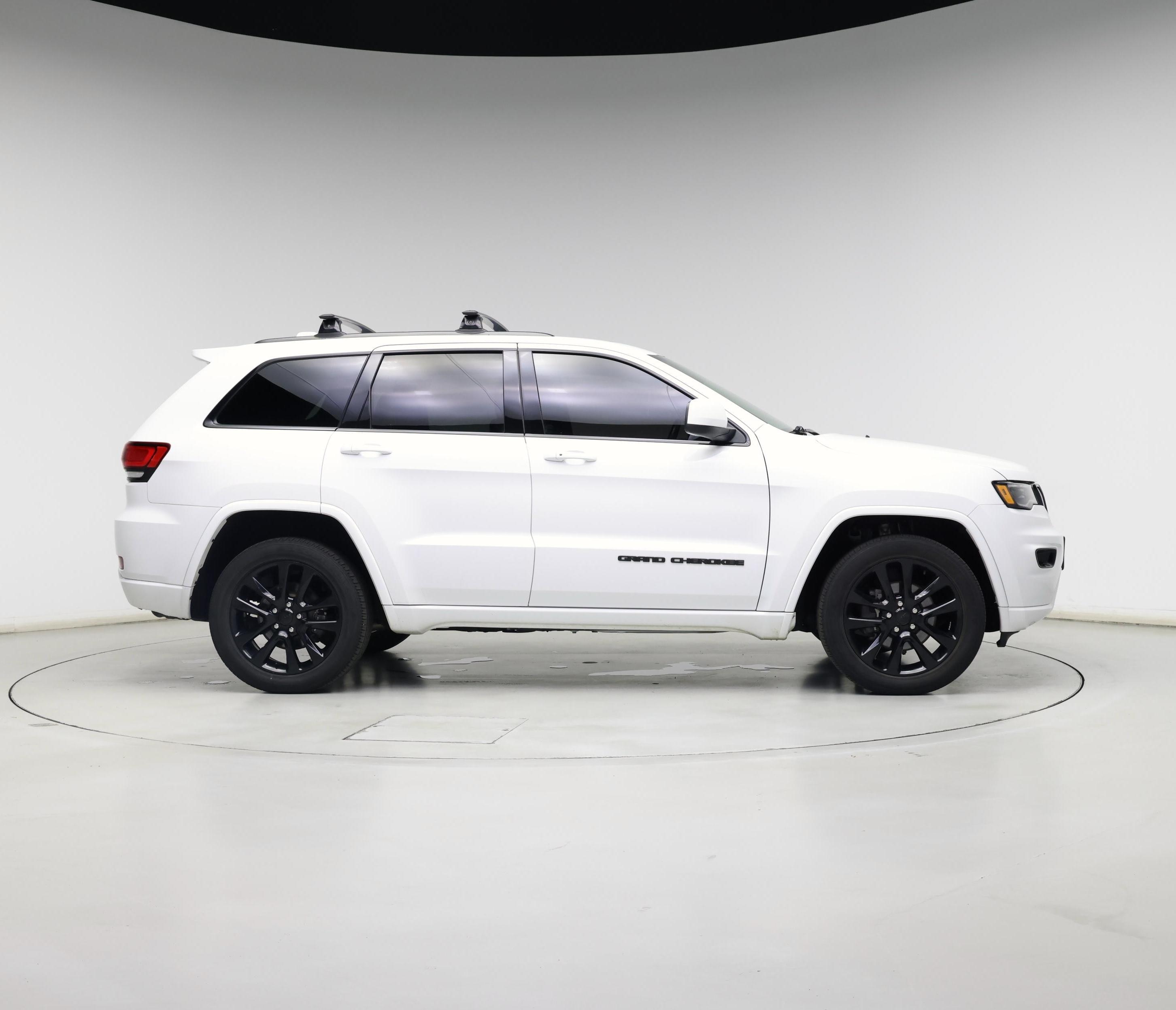 Thumbnail: 2020 Jeep Grand Cherokee - 7