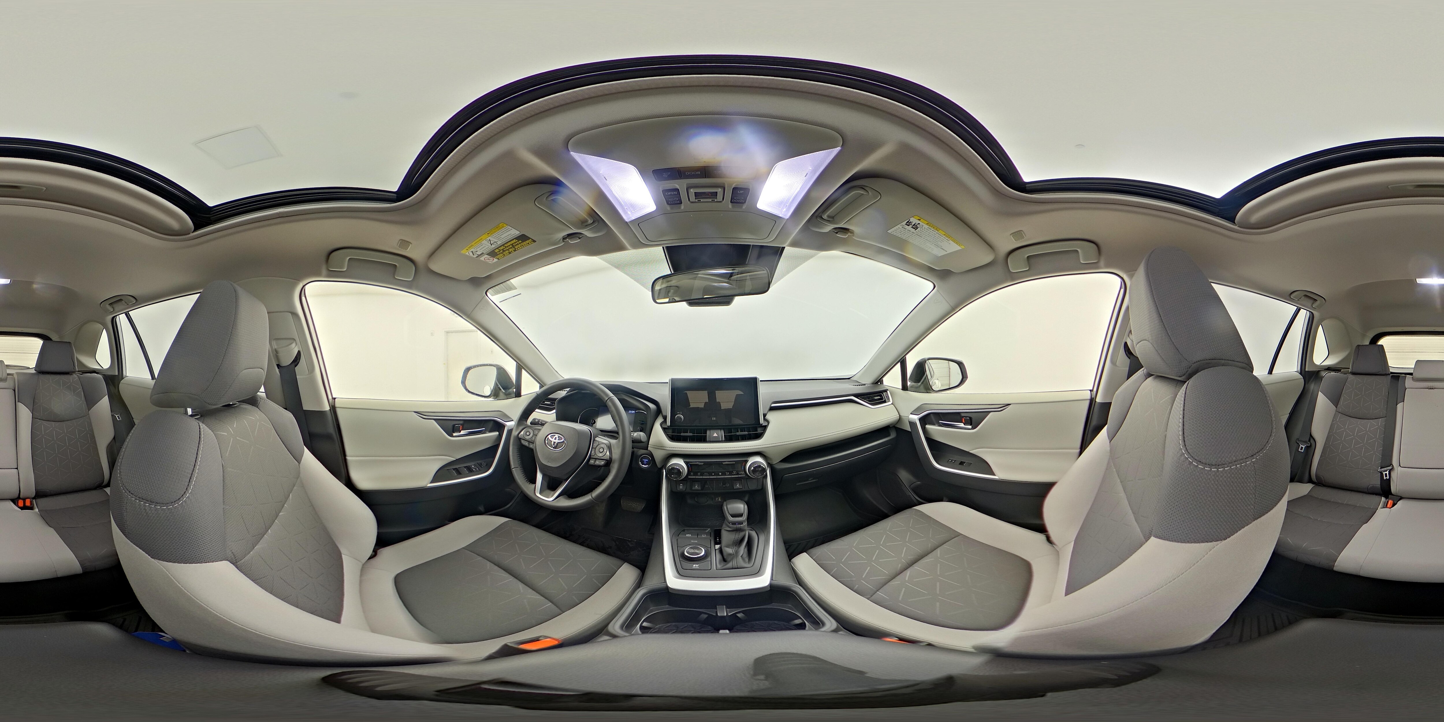 2025 Toyota RAV4 XLE - Photo 26