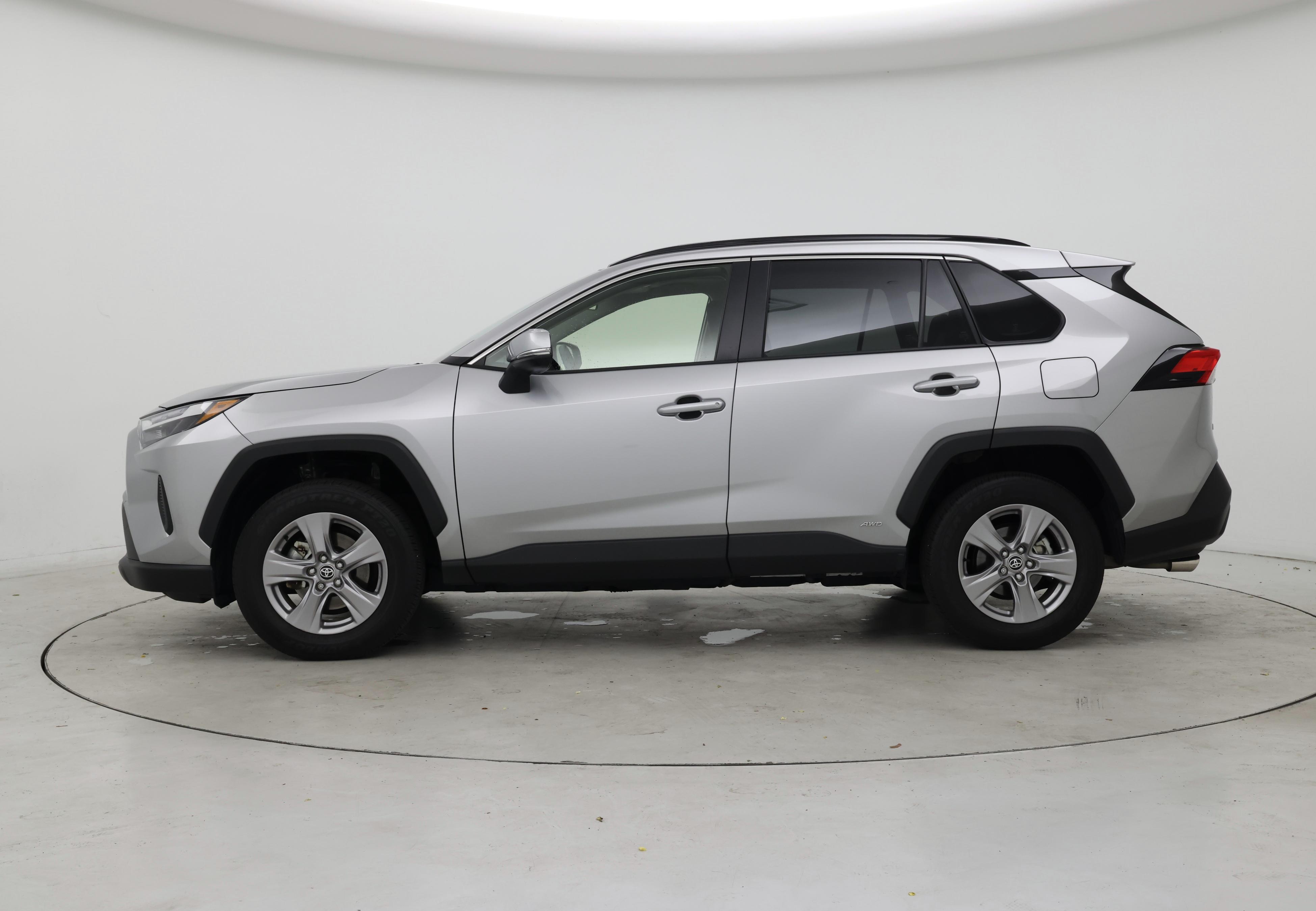 Thumbnail: 2025 Toyota RAV4 - 3