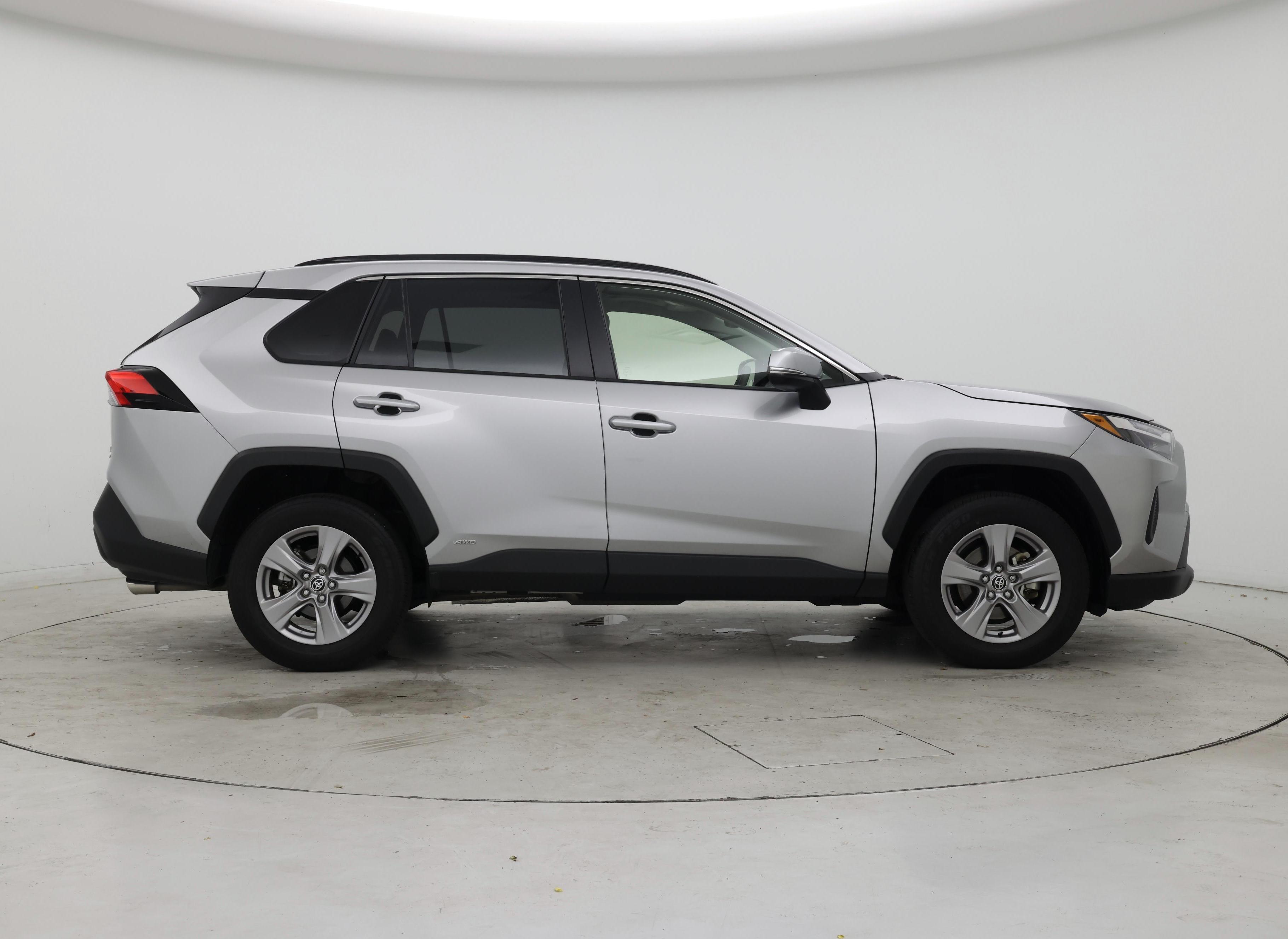Thumbnail: 2025 Toyota RAV4 - 7