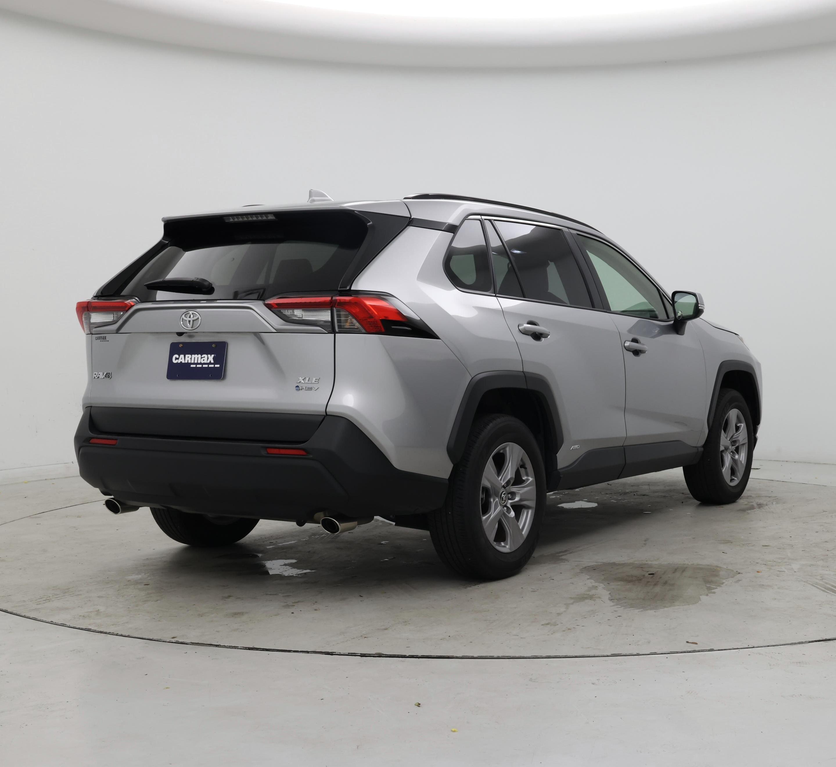 Thumbnail: 2025 Toyota RAV4 - 8